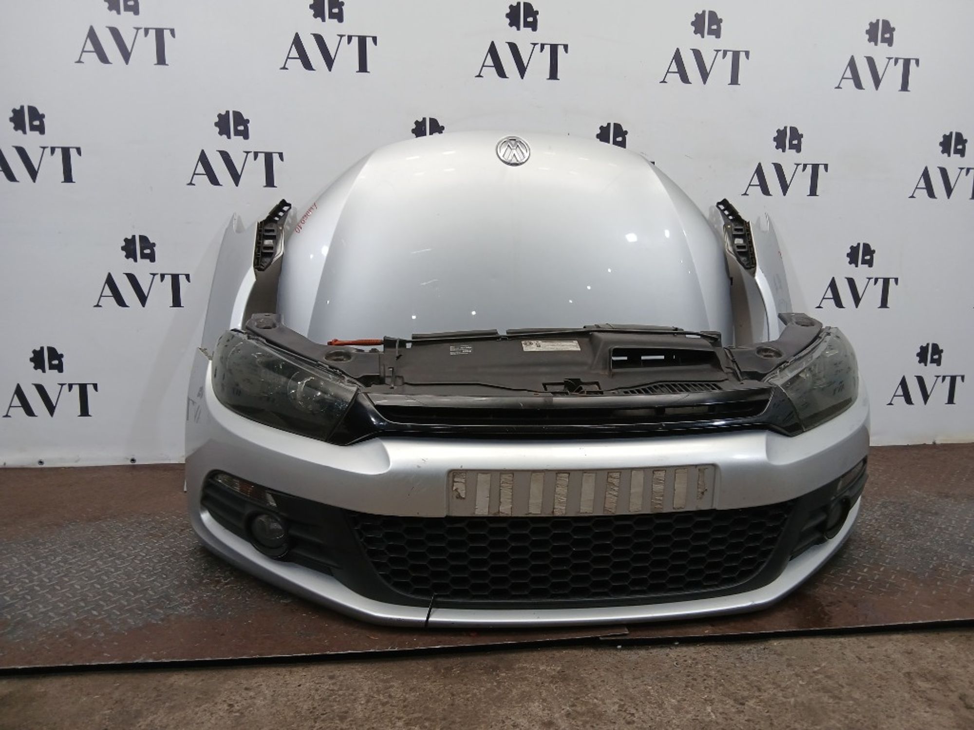 Ноускат (Nose Cut) Volkswagen Scirocco 1K8807217M, 140000 рублей, Москва