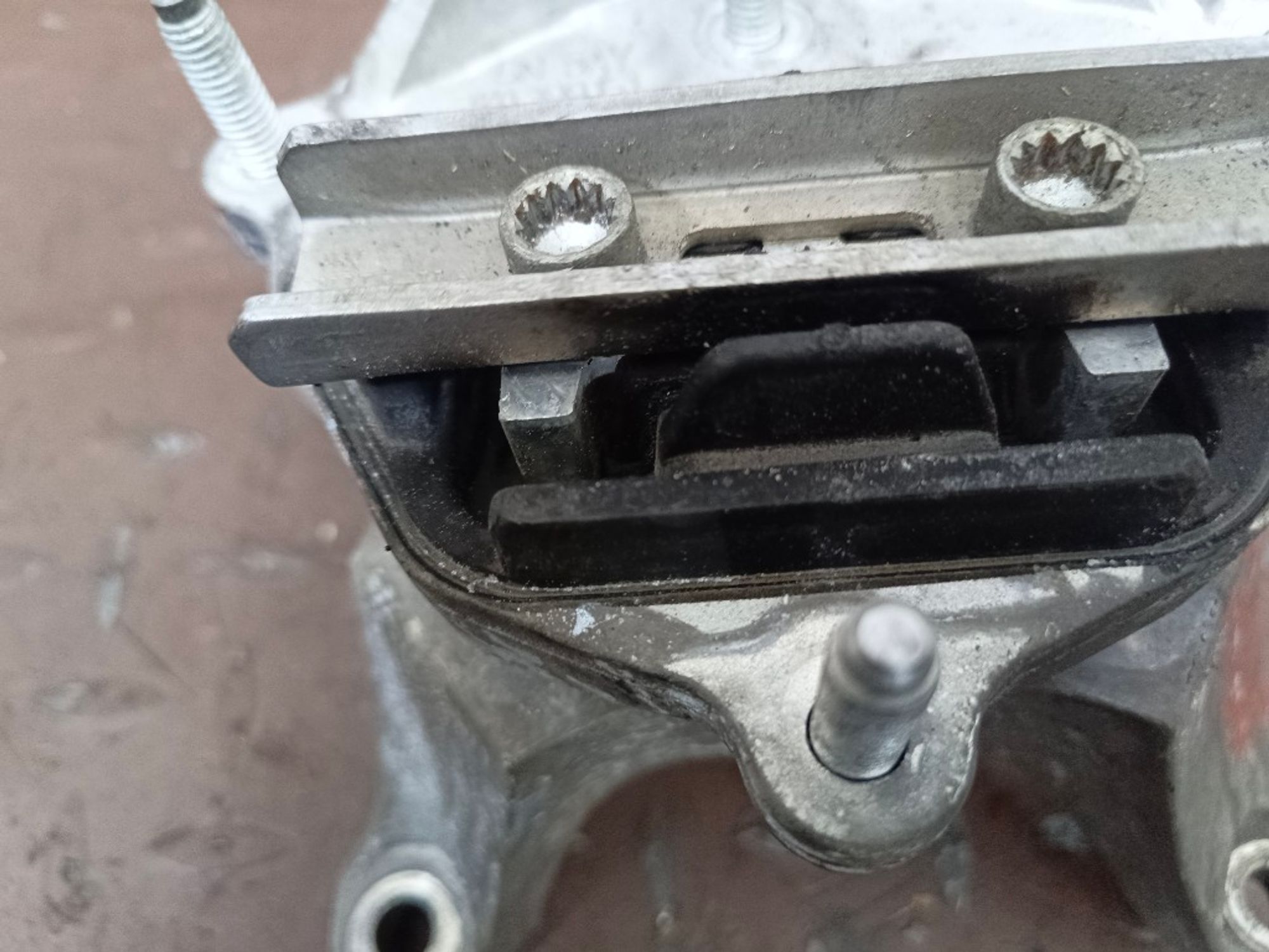 Подушка АКПП Audi A6 C7 CYGA 8K0399151, 1000 рублей, Москва