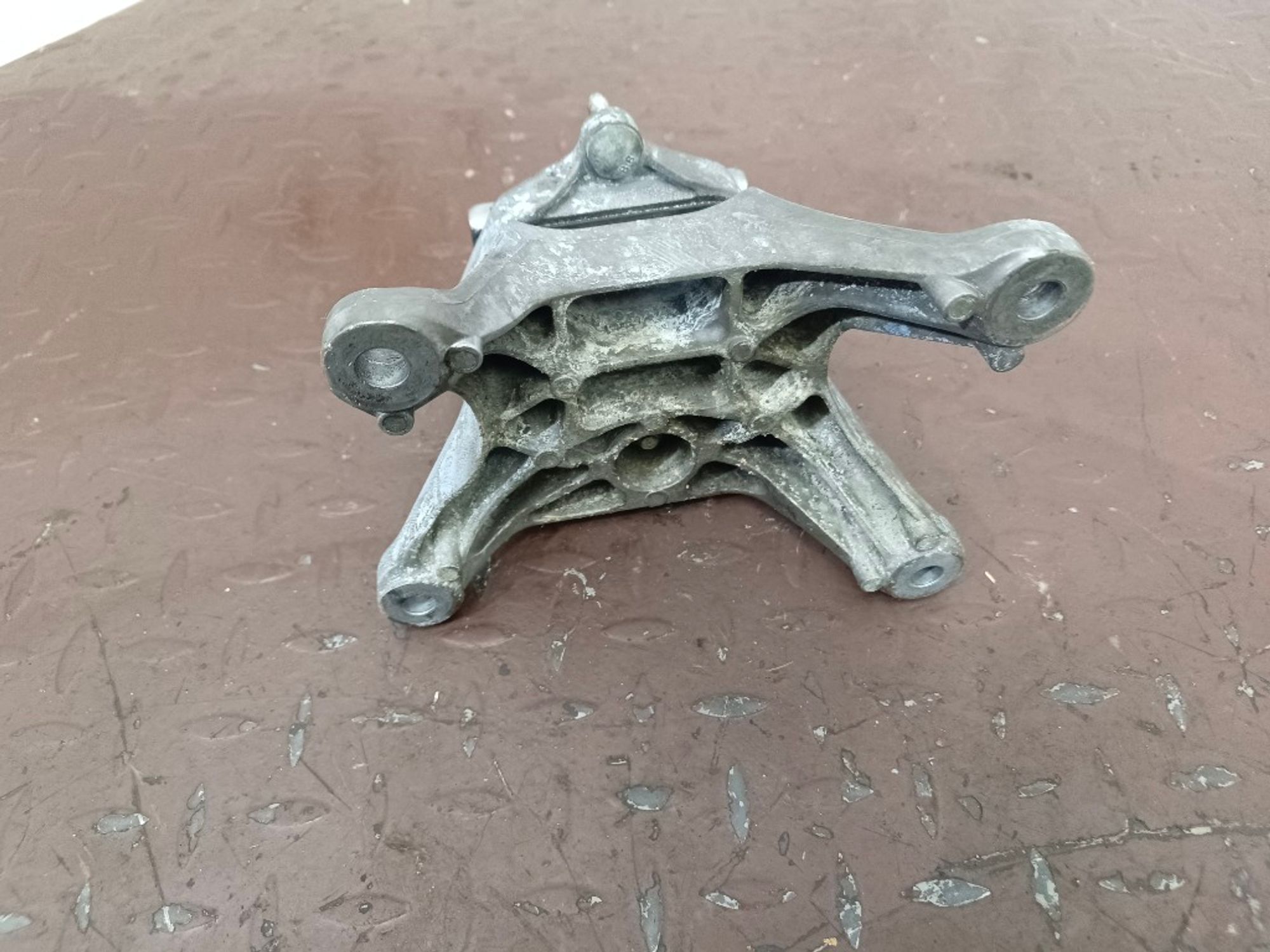 Подушка АКПП Audi A6 C7 CYGA 8K0399151, 1000 рублей, Москва