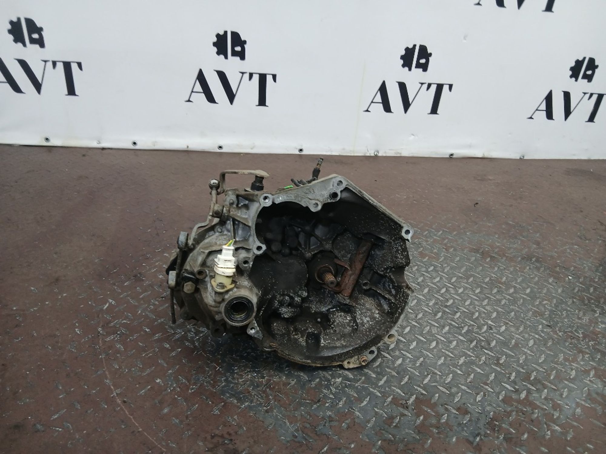 МКПП Peugeot 206 TU3JP KFW NONR, 15000 рублей, Москва