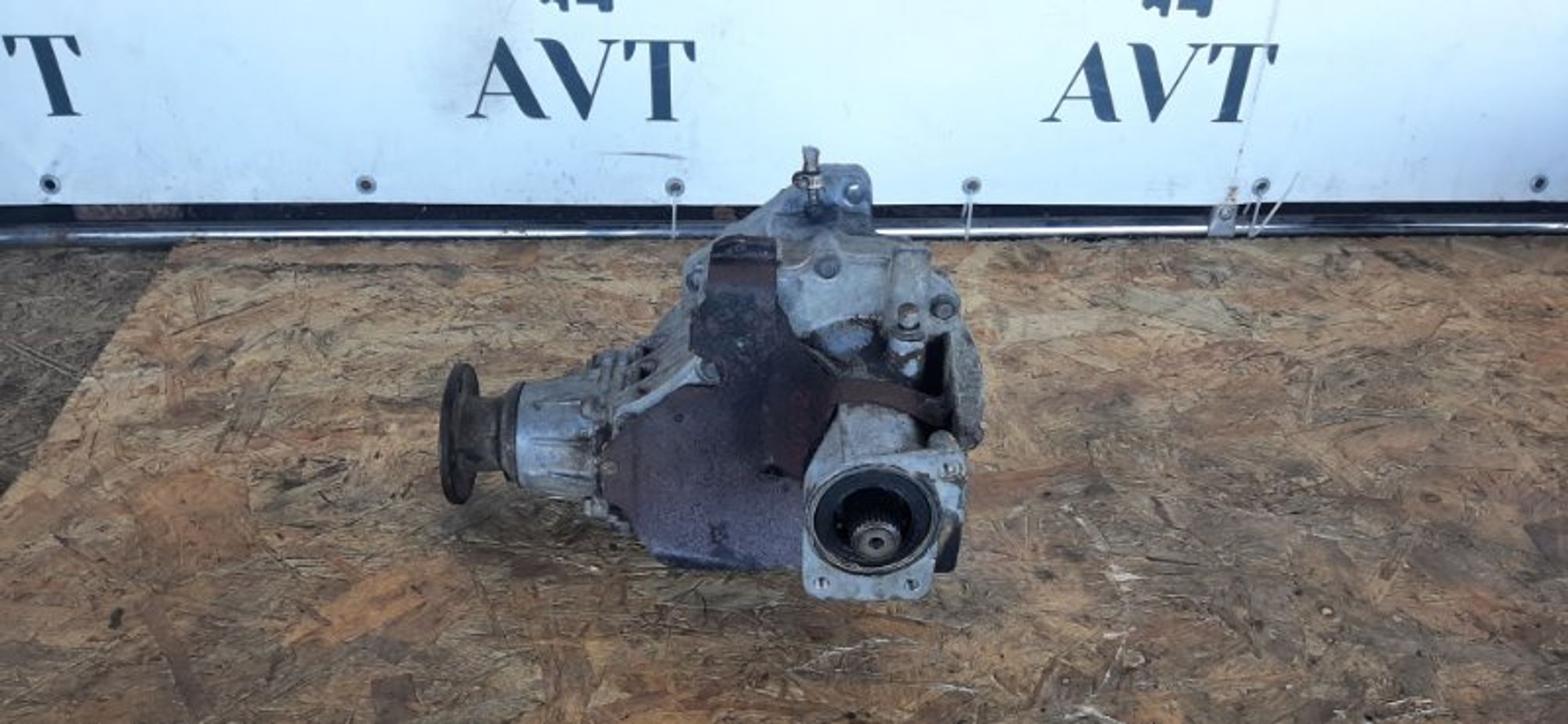 https://ycs.partsauto.market/partsauto-images/thmbs/84e14ca707935ccb1ed00cae054931e6/9efe43bae2e7e2775b6972790f288ba8/86e6d8be6ef32a3bd0807177c8fe64f3.jpg