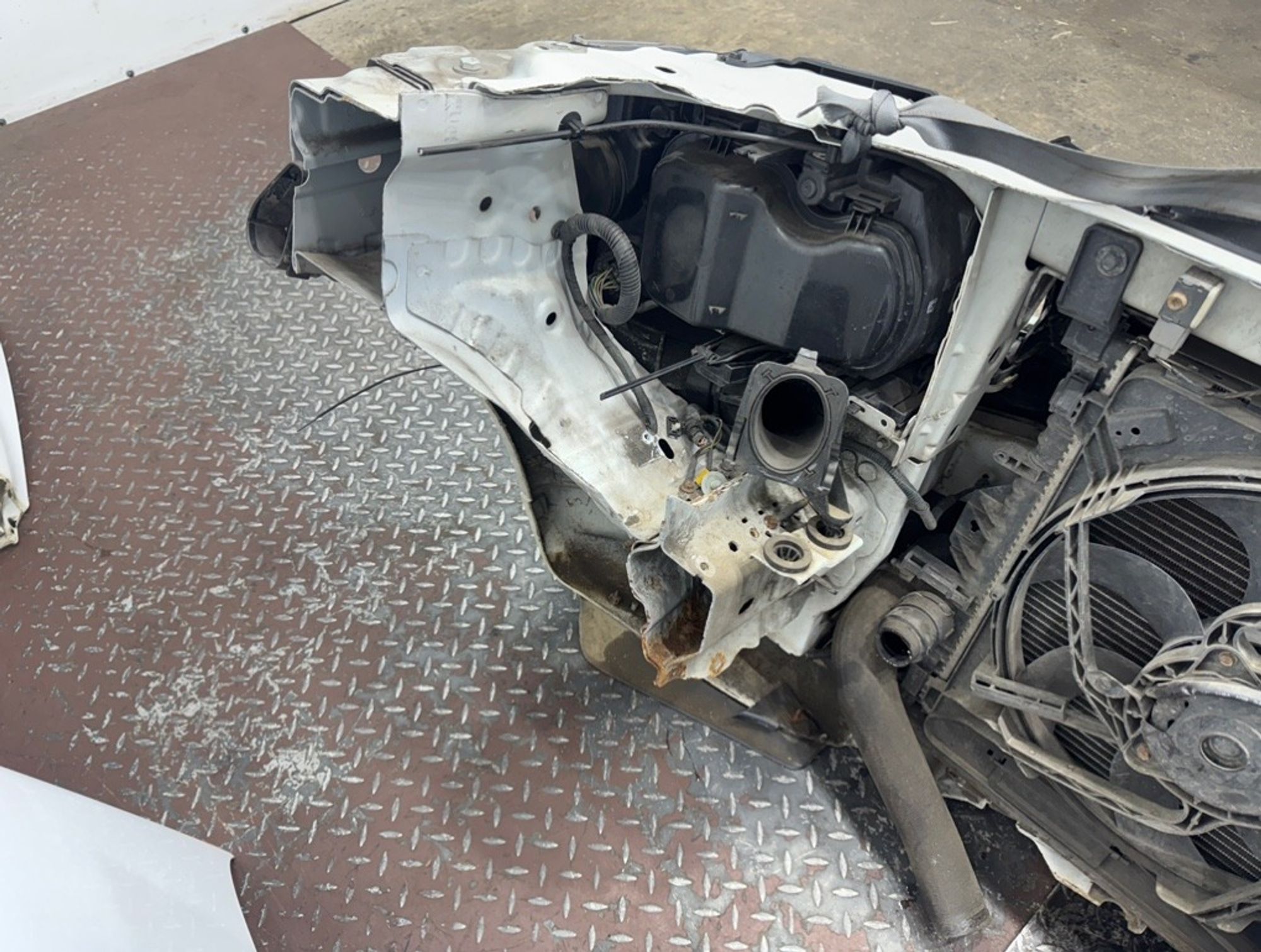 Ноускат (Nose Cut) Land Rover Freelander L359 LR040834, 170000 рублей, Москва