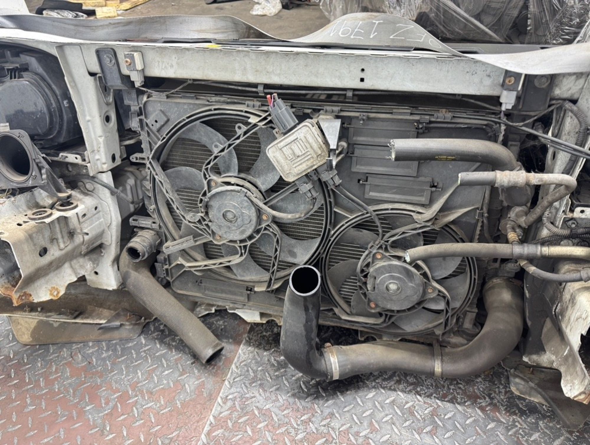 Ноускат (Nose Cut) Land Rover Freelander L359 LR040834, 170000 рублей, Москва