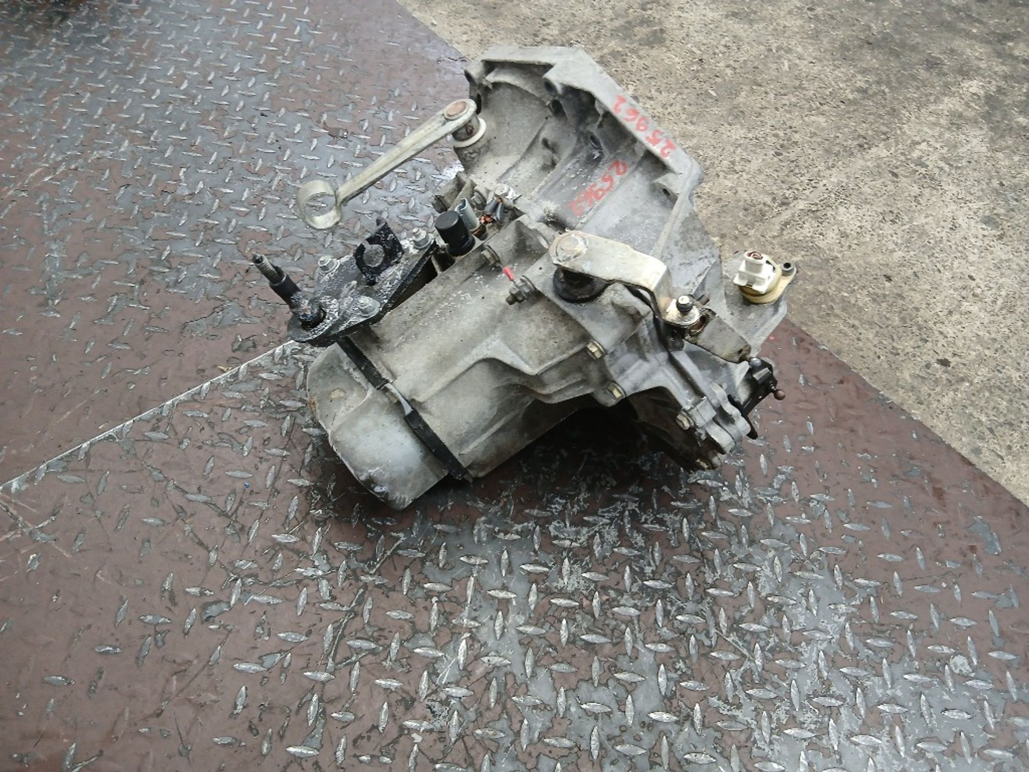 МКПП Peugeot 206 TU3JP KFW NONR, 15000 рублей, Москва