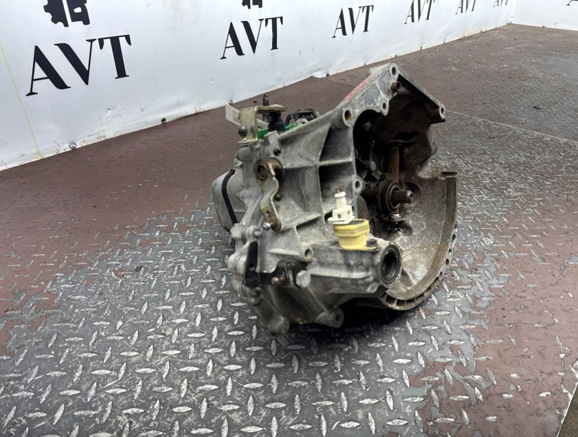 МКПП Peugeot 206 TU3JP KFW NONR, 15000 рублей, Москва