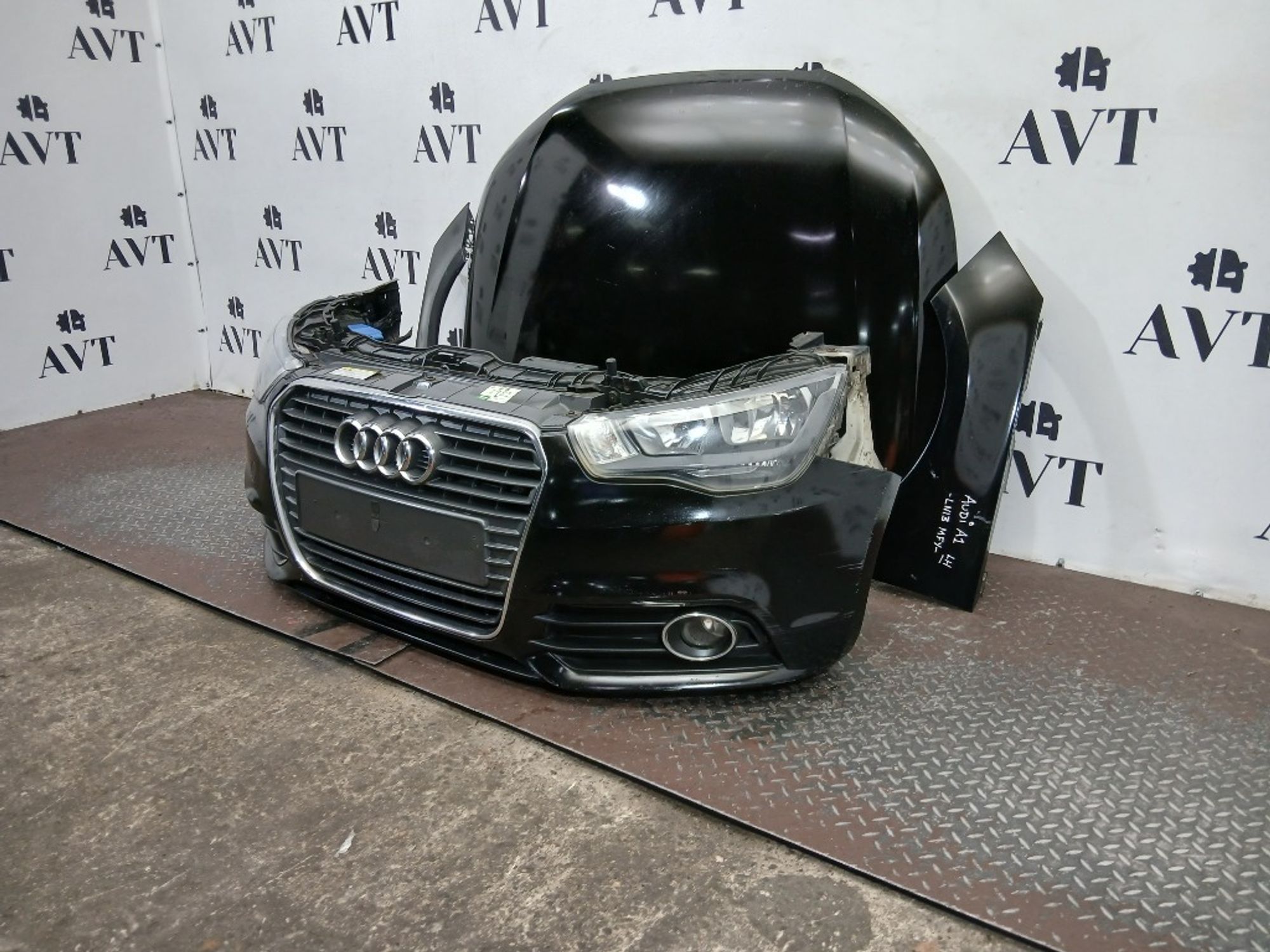 Ноускат (Nose Cut) Audi A1 8X, 125000 рублей, Москва