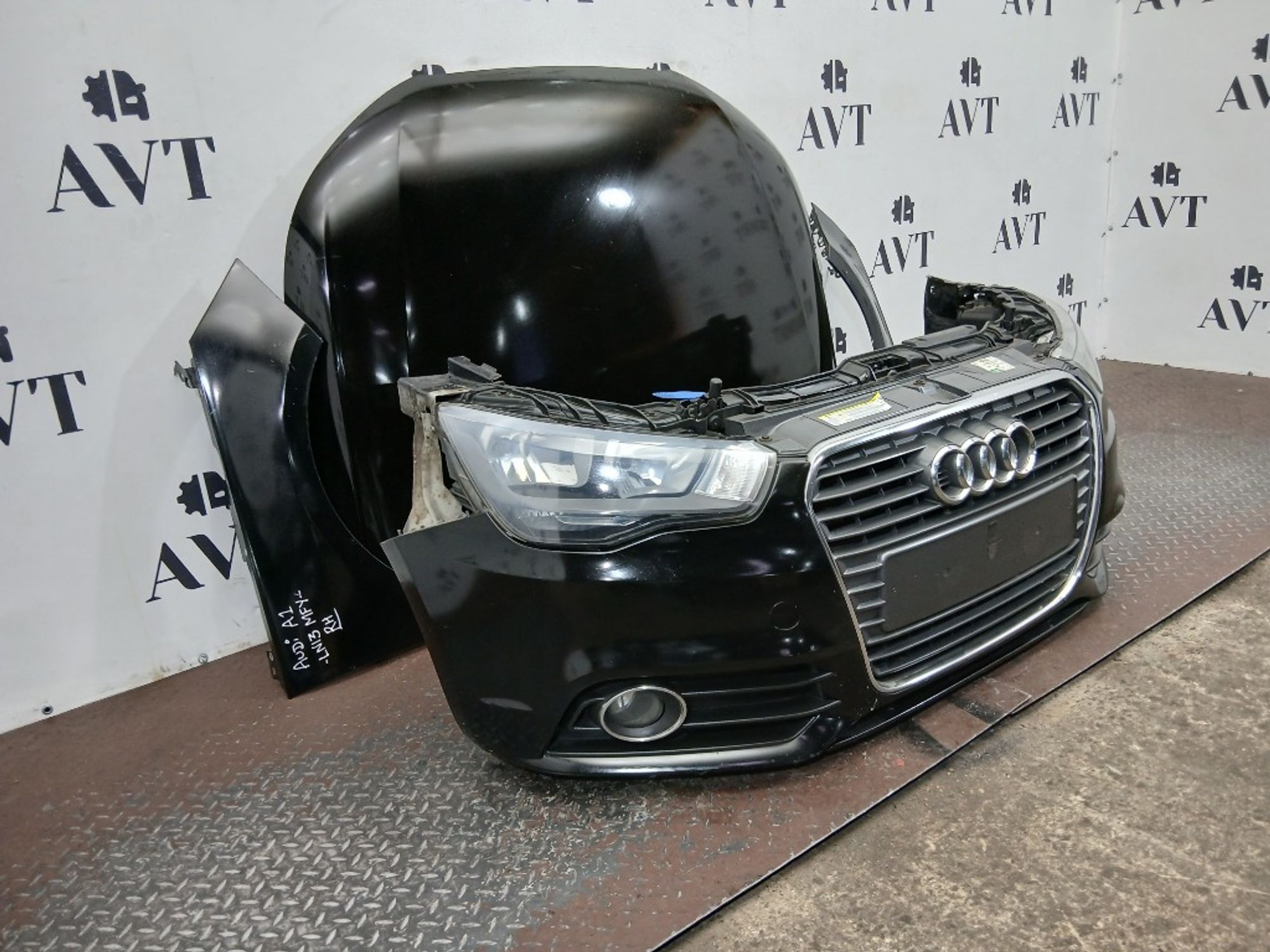 Ноускат (Nose Cut) Audi A1 8X, 125000 рублей, Москва