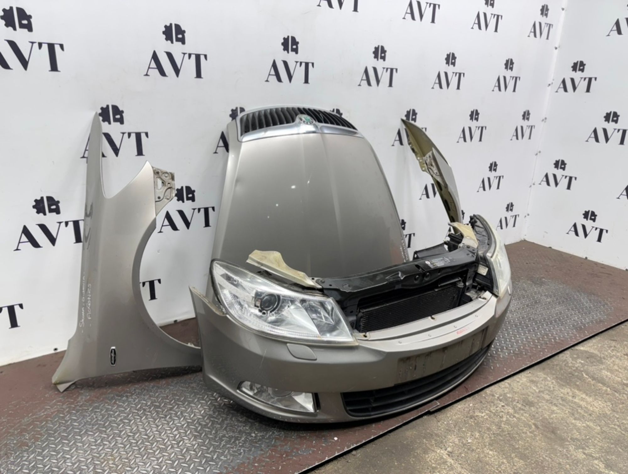 Ноускат (Nose Cut) Skoda Octavia A5 CDA 1Z0807221N, 135000 рублей, Москва