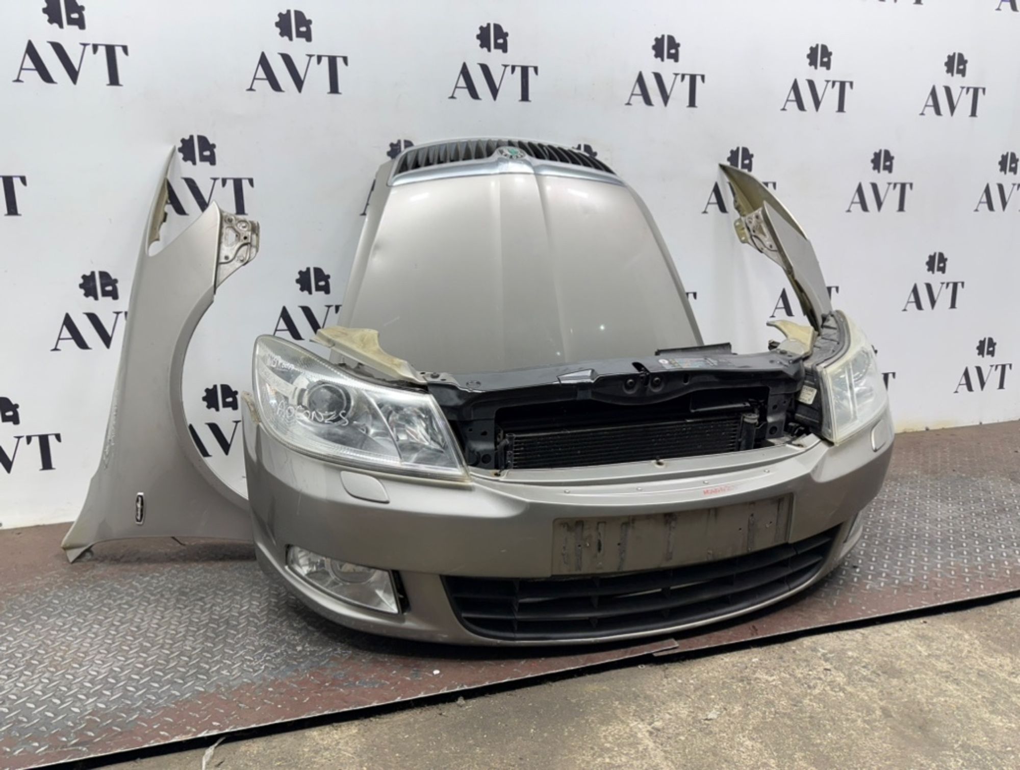 Ноускат (Nose Cut) Skoda Octavia A5 CDA 1Z0807221N, 135000 рублей, Москва