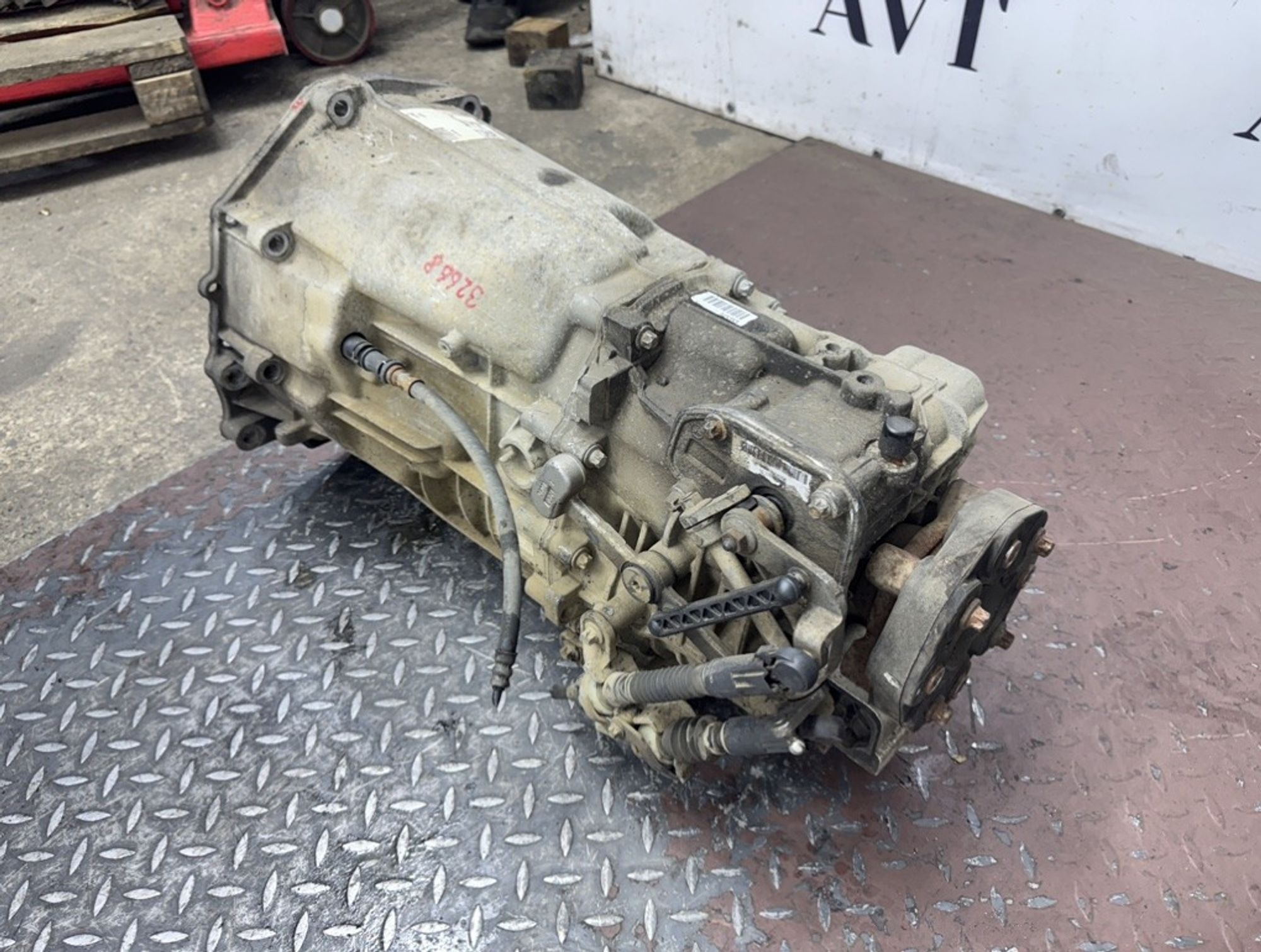 МКПП Volkswagen Crafter CKTC HVW, 70000 рублей, Москва