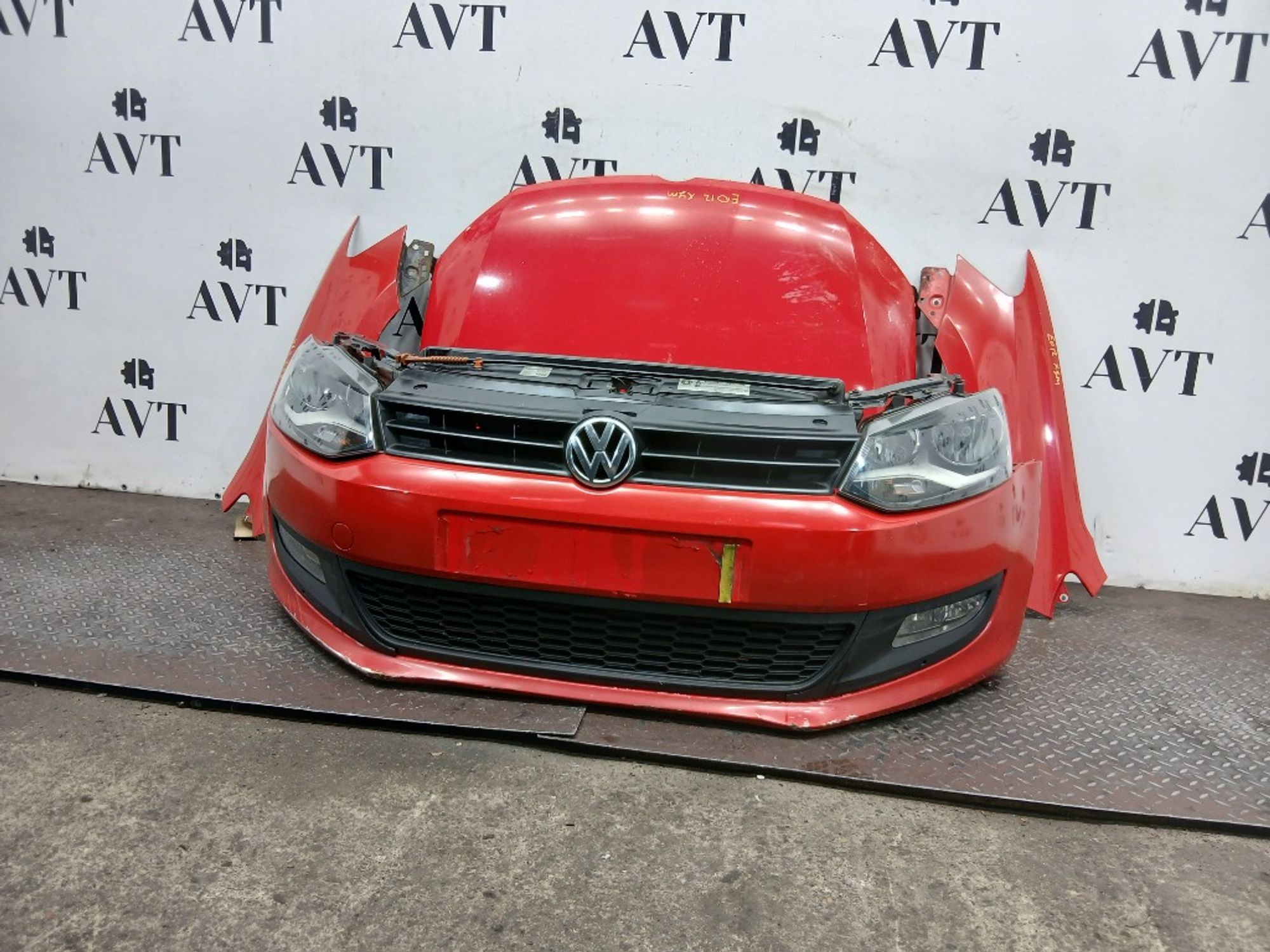 Ноускат (Nose Cut) Volkswagen Polo 5C6807217C, 90000 рублей, Москва