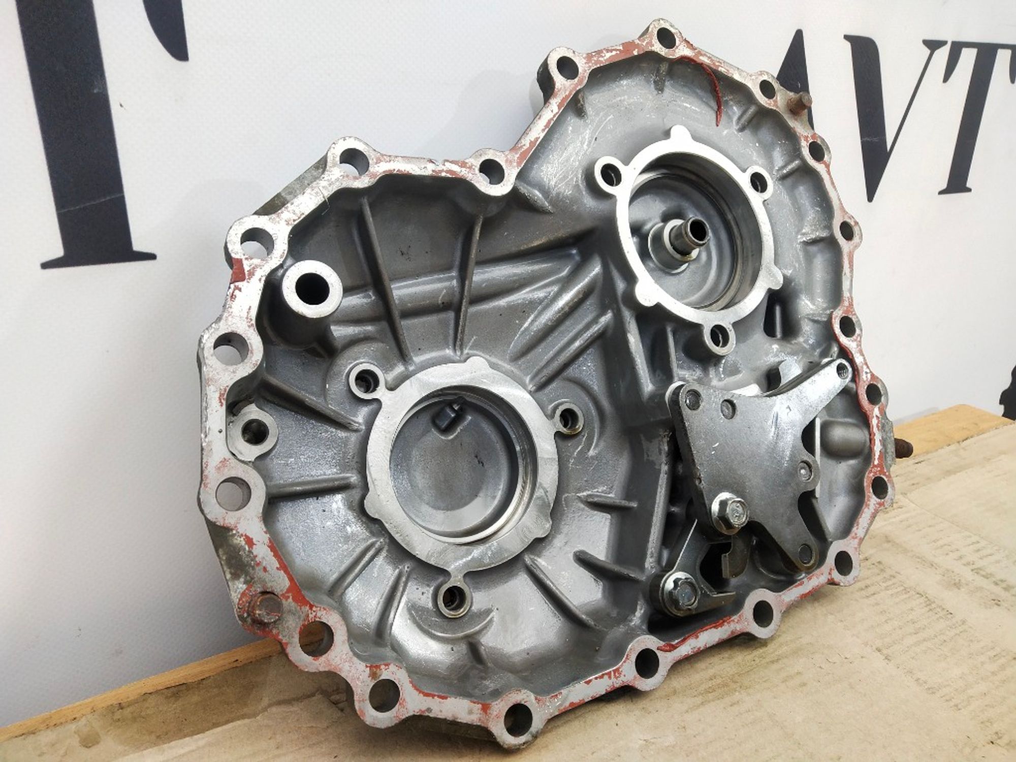 Крышка вариатора задняя Mitsubishi Outlander 4B12 NONR, 4000 рублей, Москва