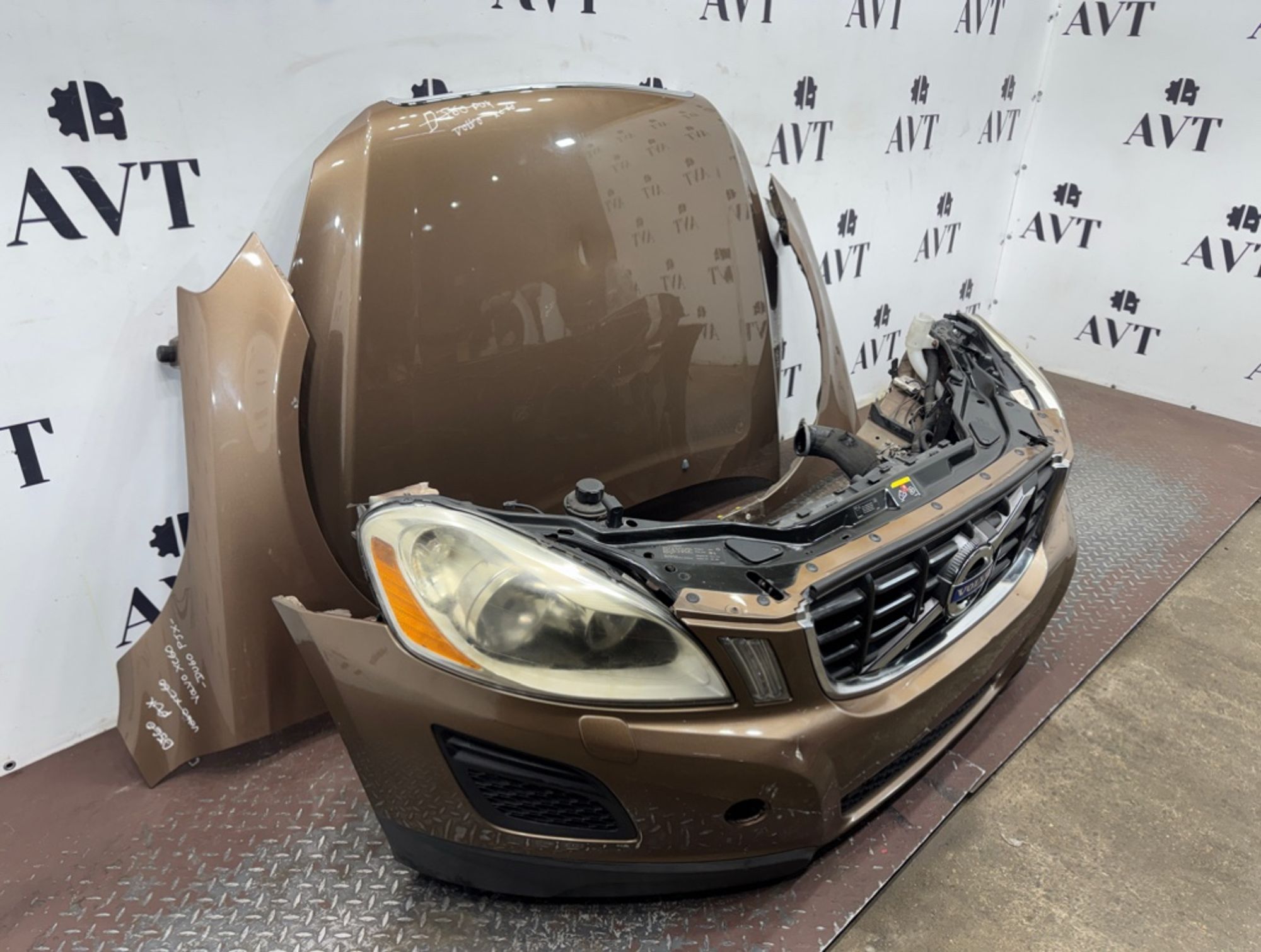 Ноускат (Nose Cut) Volvo XC60 30763408, 160000 рублей, Москва