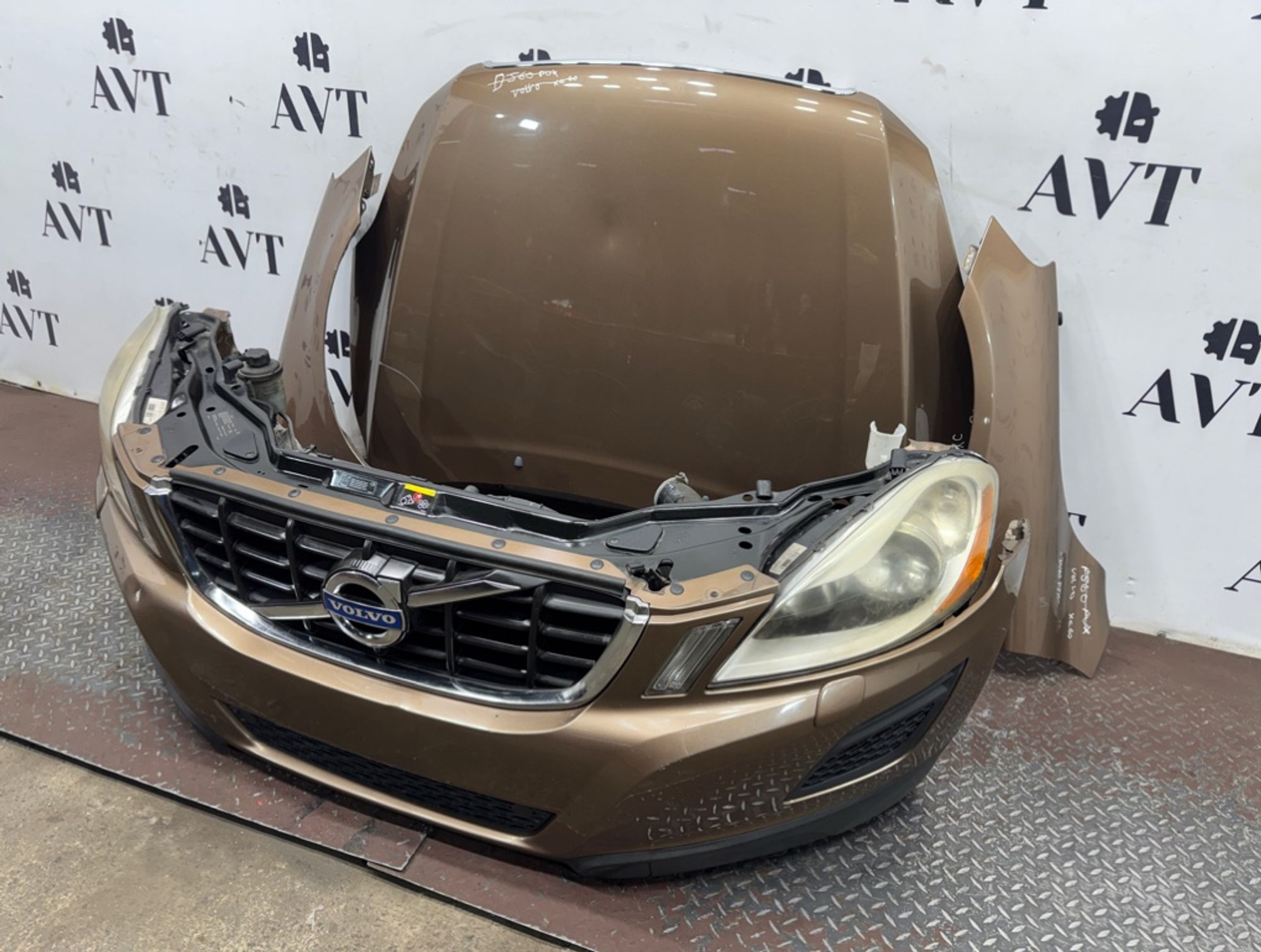 Ноускат (Nose Cut) Volvo XC60 30763408, 160000 рублей, Москва