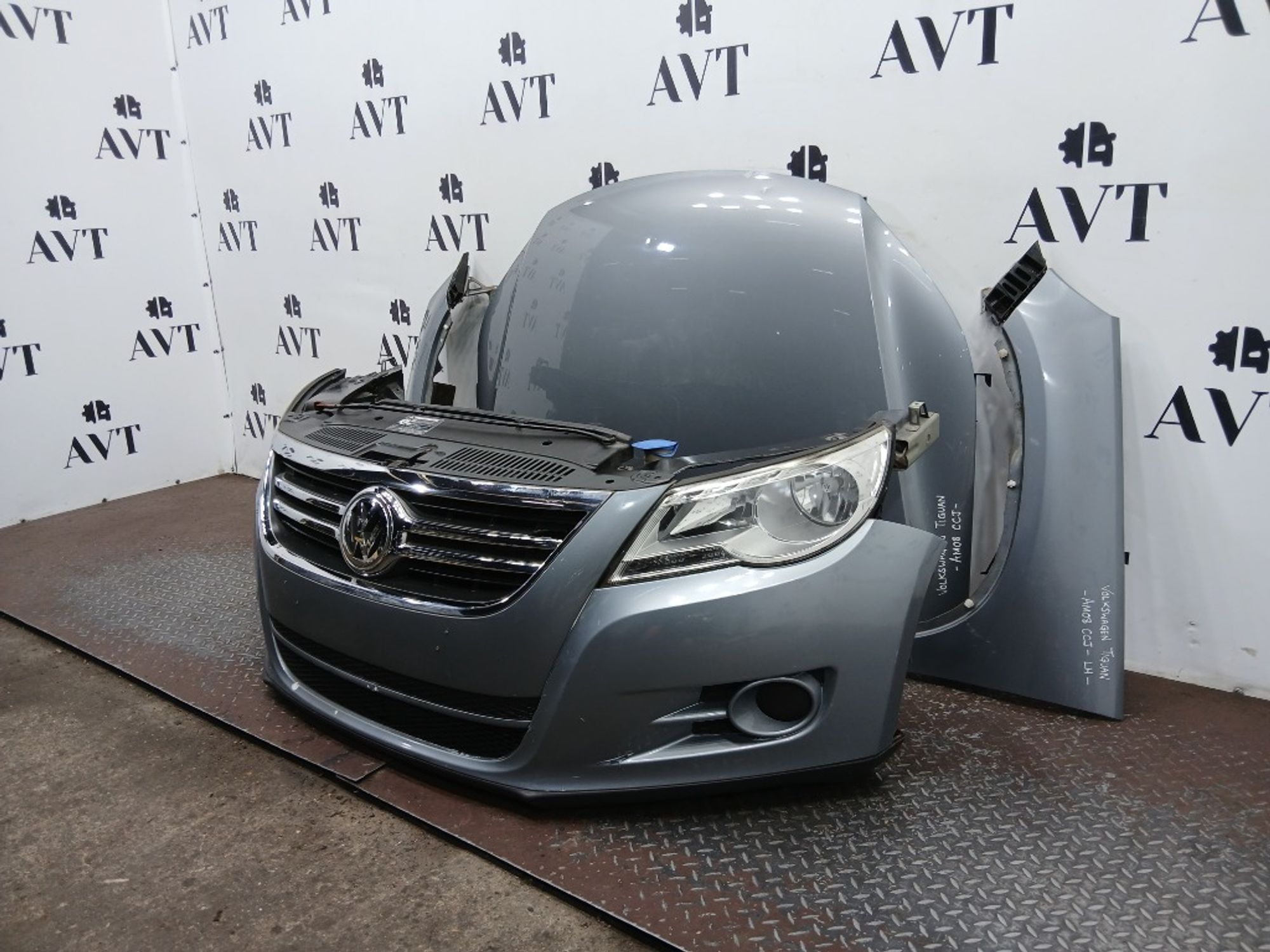 Ноускат (Nose Cut) Volkswagen Tiguan NF 5N0807217GRU, 120000 рублей, Москва