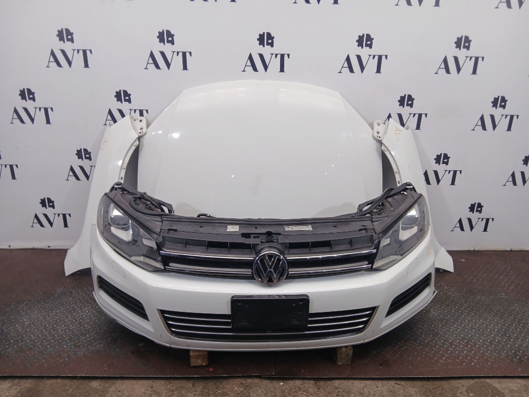 Ноускат (Nose Cut) Volkswagen Touareg NF 7P6807221B, 450000 рублей, Москва