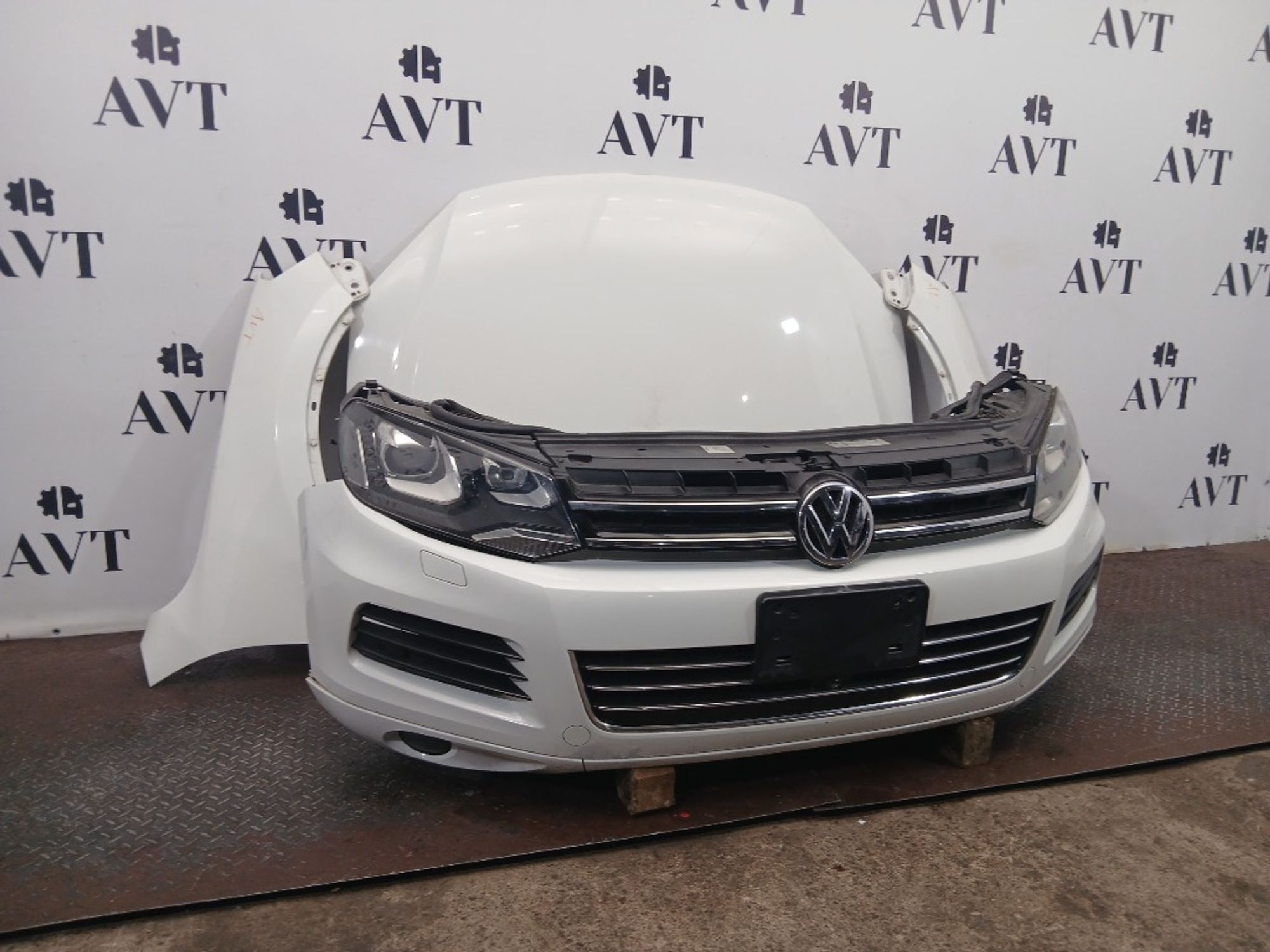 Ноускат (Nose Cut) Volkswagen Touareg NF 7P6807221B, 450000 рублей, Москва