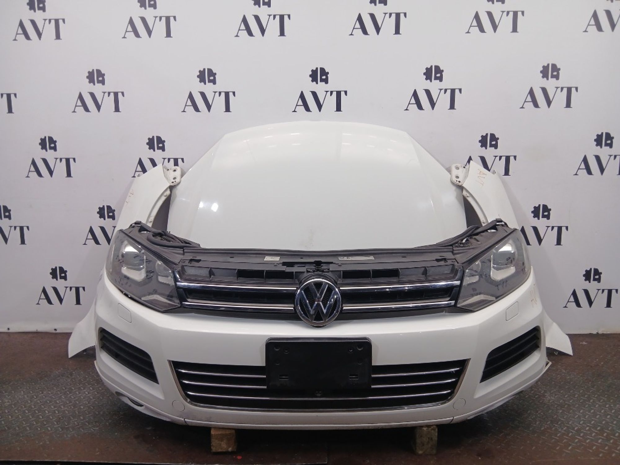 Ноускат (Nose Cut) Volkswagen Touareg NF 7P6807221B, 450000 рублей, Москва