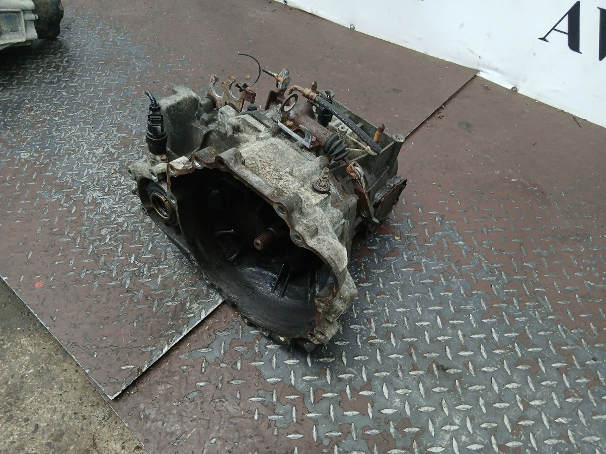 МКПП KIA Carens D4EA 4300039701, 20000 рублей, Москва