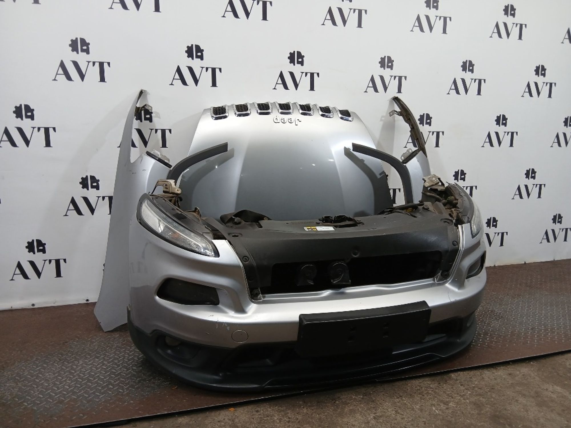 Ноускат (Nose Cut) Jeep Cherokee 5NJ55TZZAB, 190000 рублей, Москва