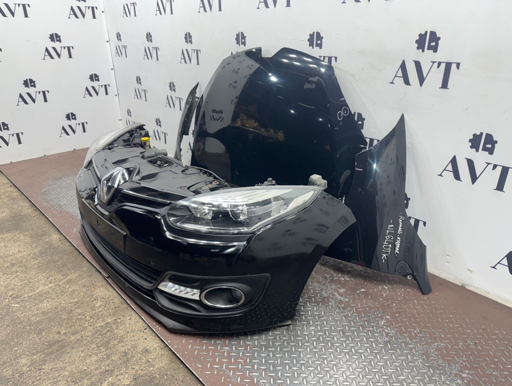 Ноускат (Nose Cut) Renault Megane 3 620221020R, 165000 рублей, Москва