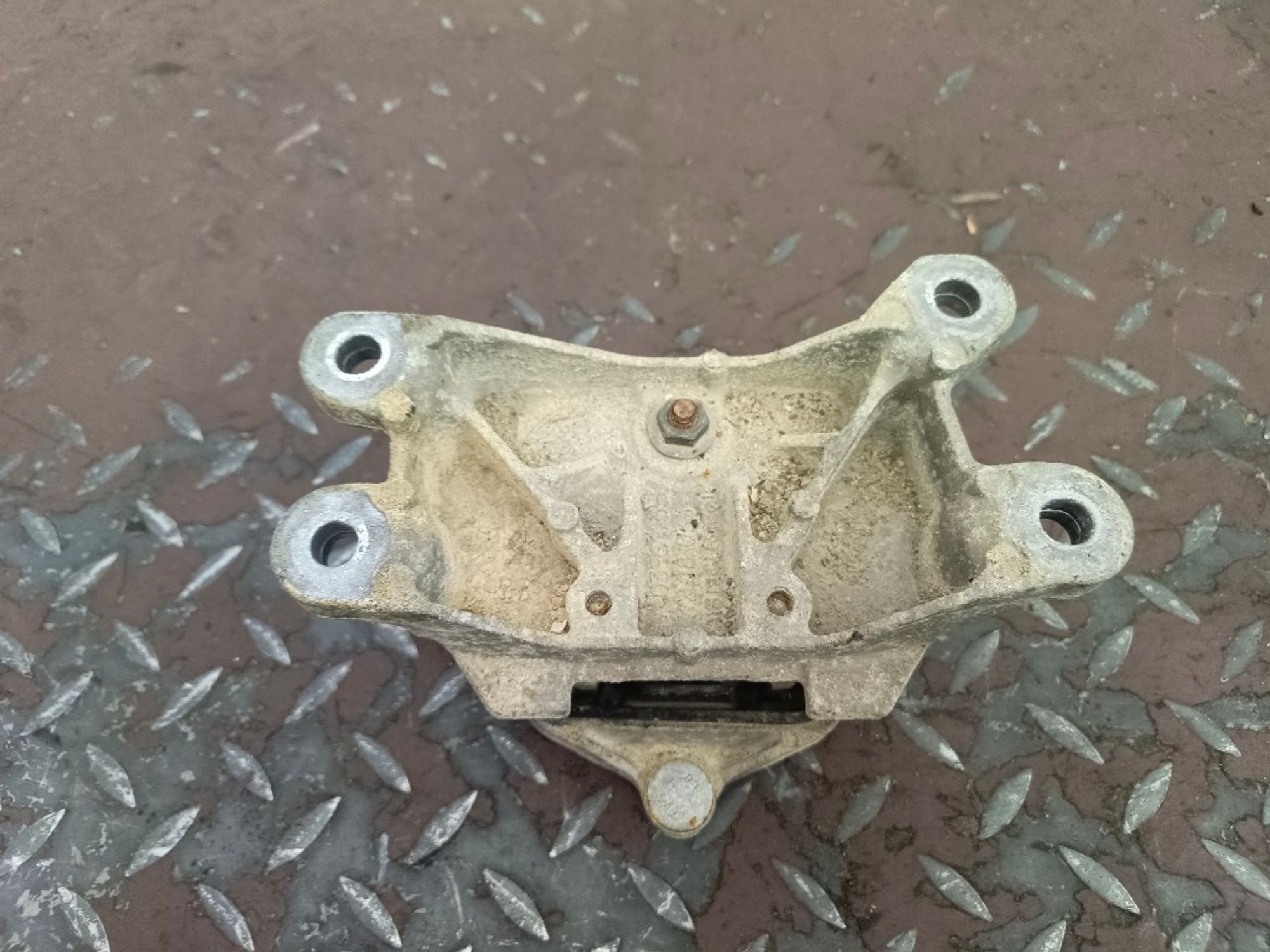 Подушка АКПП Audi Q5 CNC CNCD CNCE 8K0399151, 1000 рублей, Москва