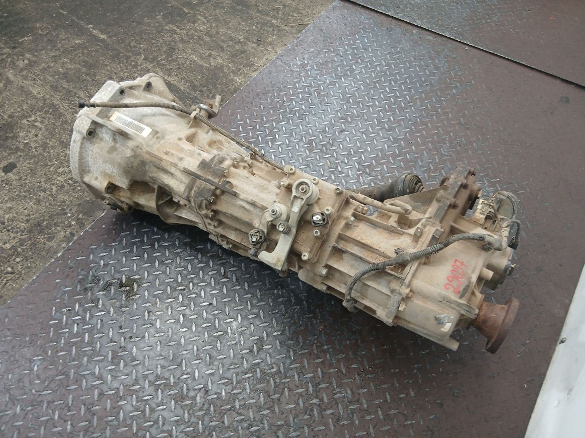 МКПП Volkswagen Amarok CNE NNV, 130000 рублей, Москва