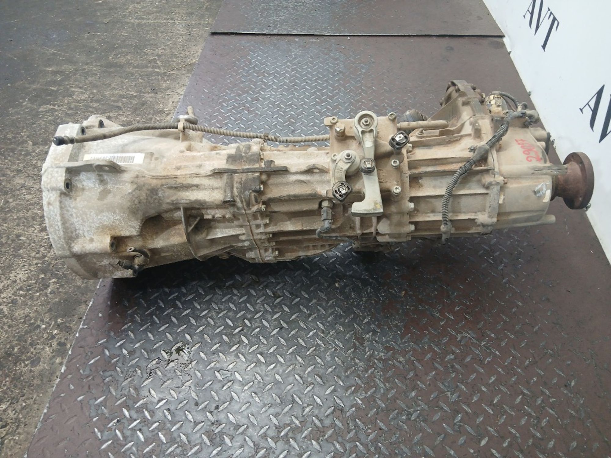 МКПП Volkswagen Amarok CNE NNV, 130000 рублей, Москва