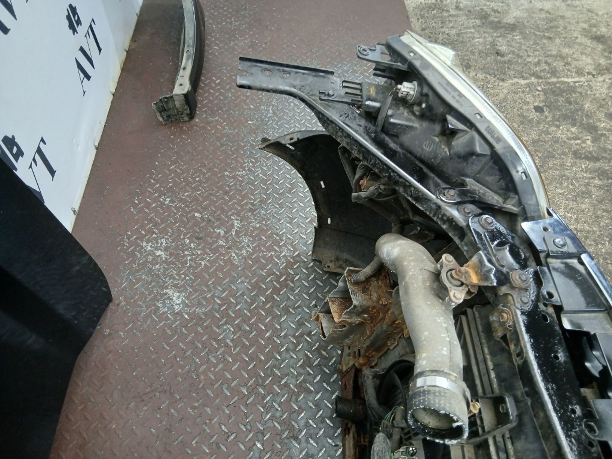 Ноускат (Nose Cut) Nissan X-Trail T31 62022JG44H, 100000 рублей, Москва