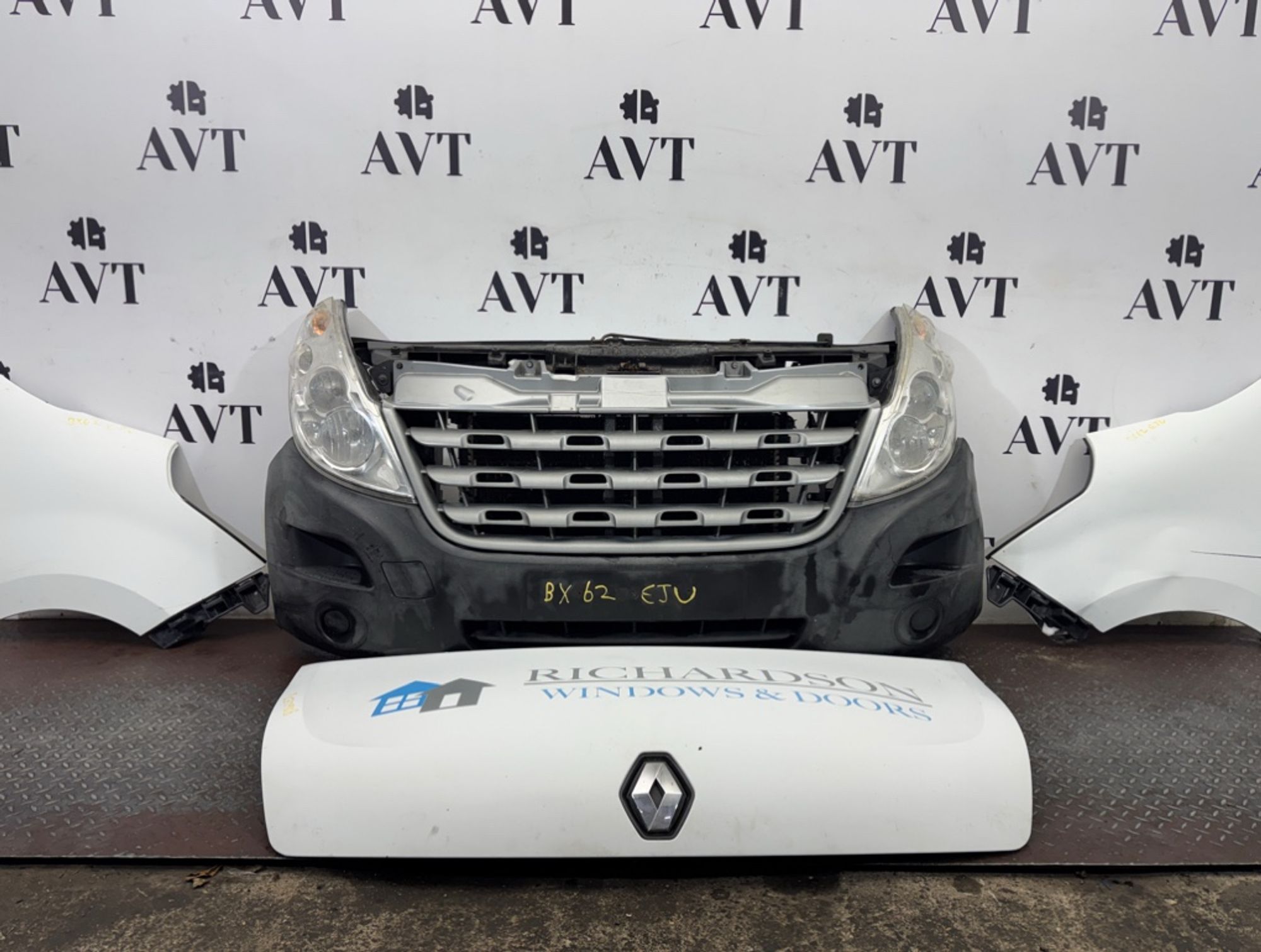 Ноускат (Nose Cut) Renault MASTER 620220006R, 155000 рублей, Москва