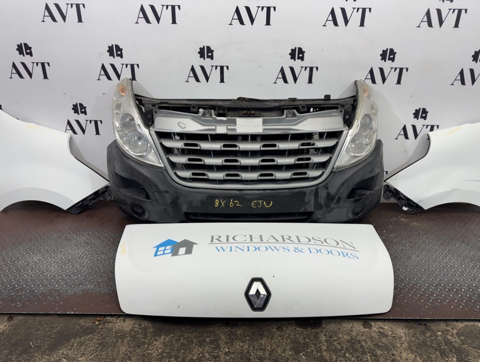 Ноускат (Nose Cut) Renault MASTER 620220006R, 155000 рублей, Москва