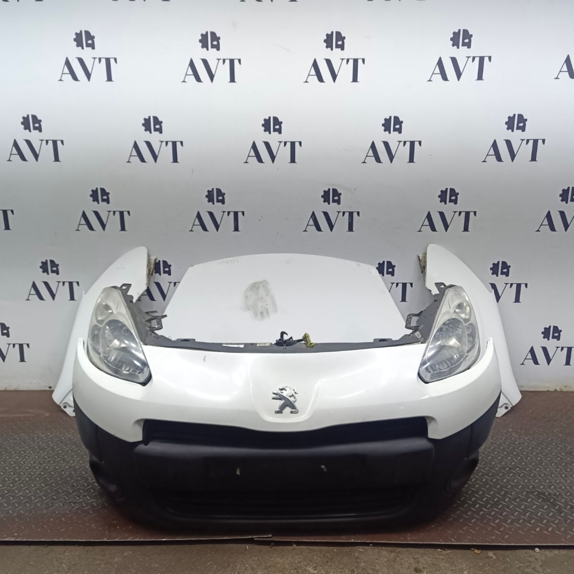Ноускат (Nose Cut) Peugeot Partner, 125000 рублей, Москва