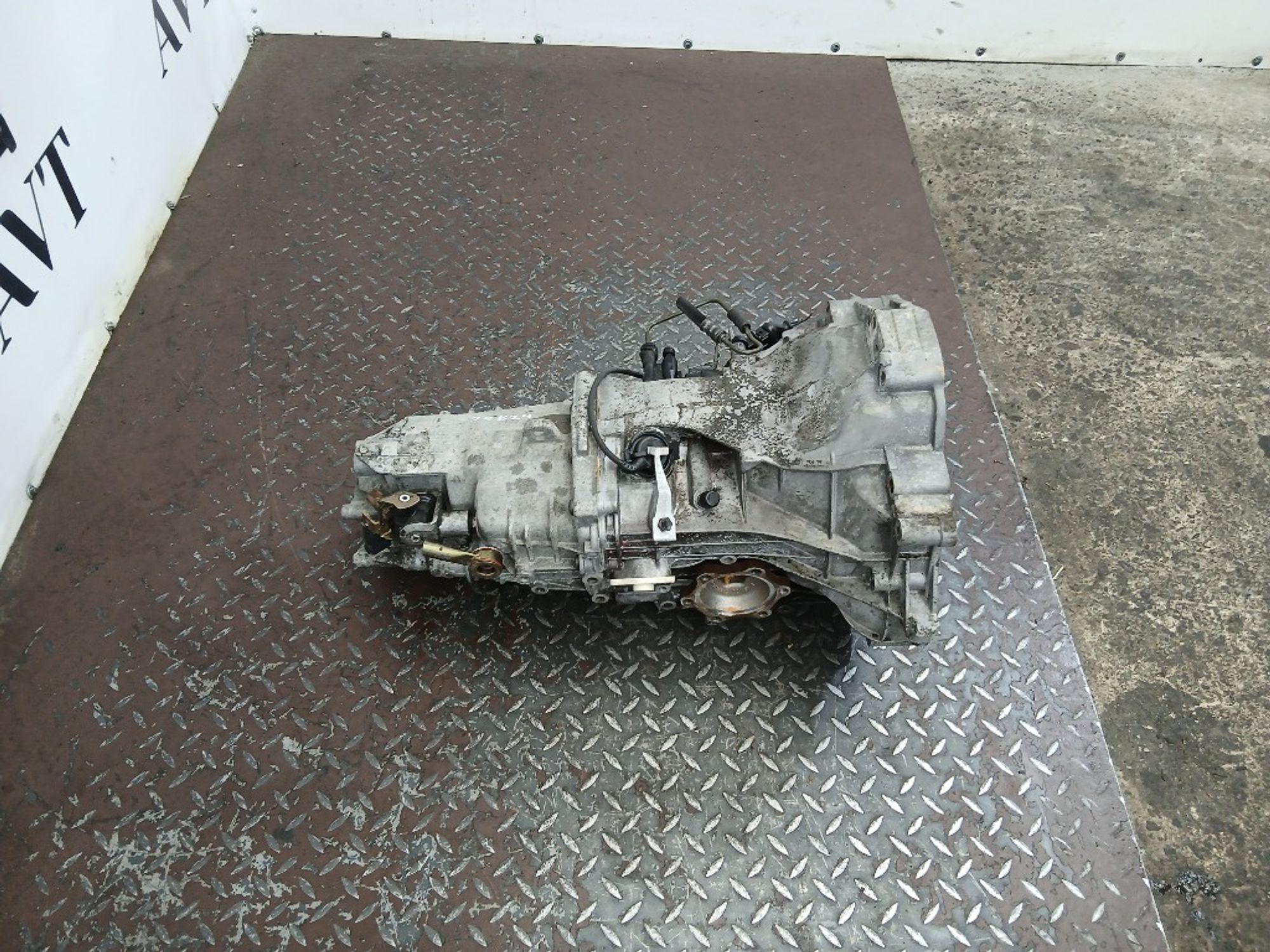 МКПП Audi A4 ALT HFF, 10000 рублей, Москва