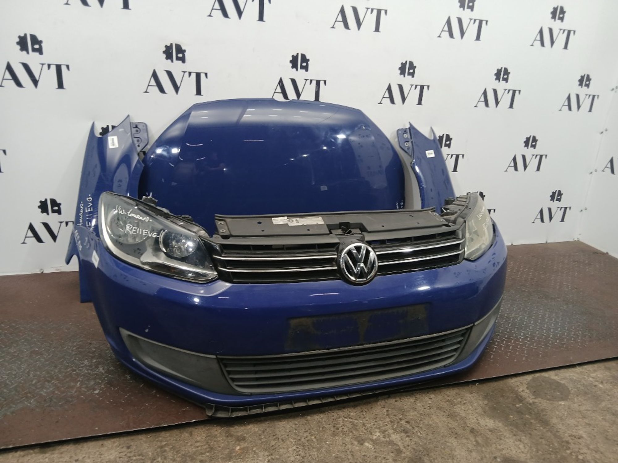 Ноускат (Nose Cut) Volkswagen Touran 1T0807217R, 115000 рублей, Москва
