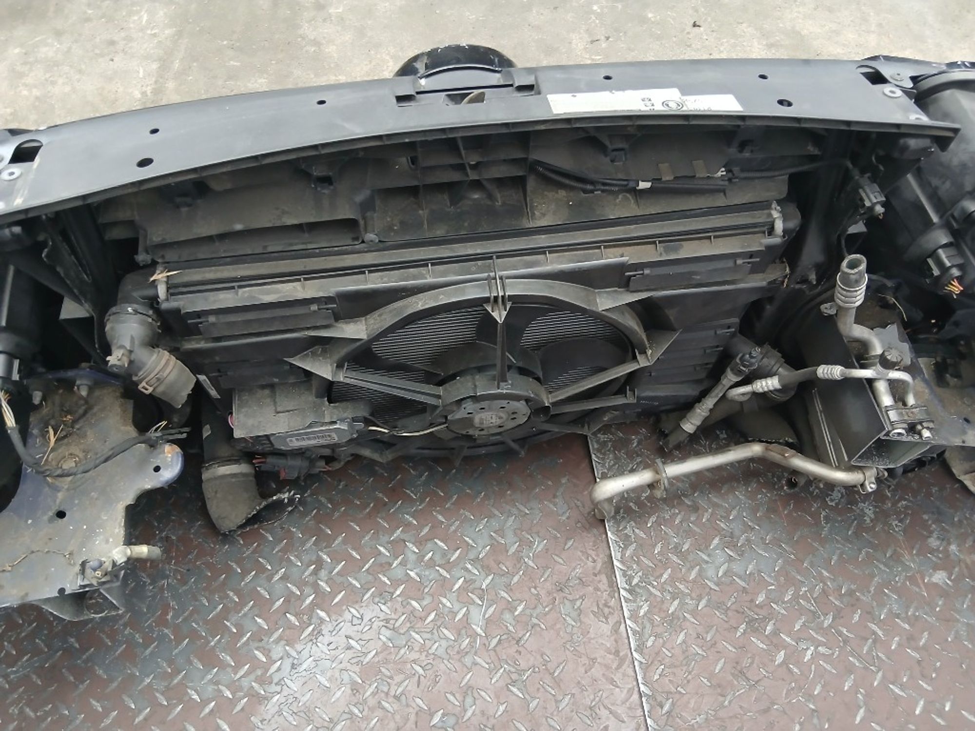 Ноускат (Nose Cut) Volkswagen Touran 1T0807217R, 115000 рублей, Москва