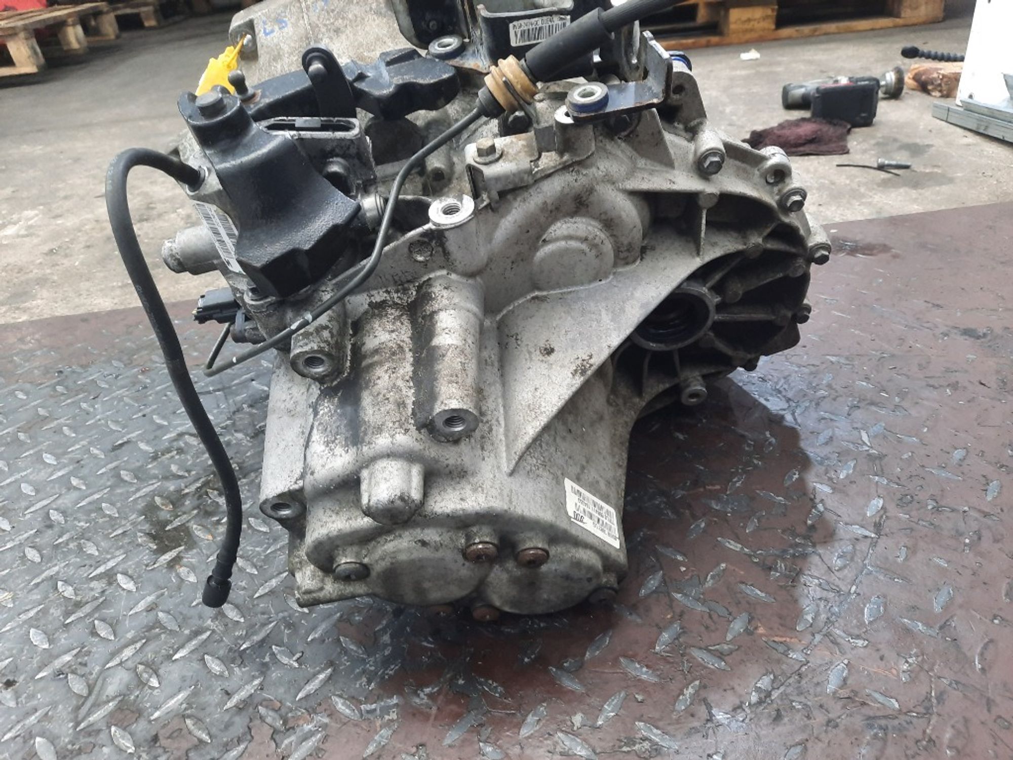 МКПП Ford Focus JQDB BV6R7002LG, 15000 рублей, Москва