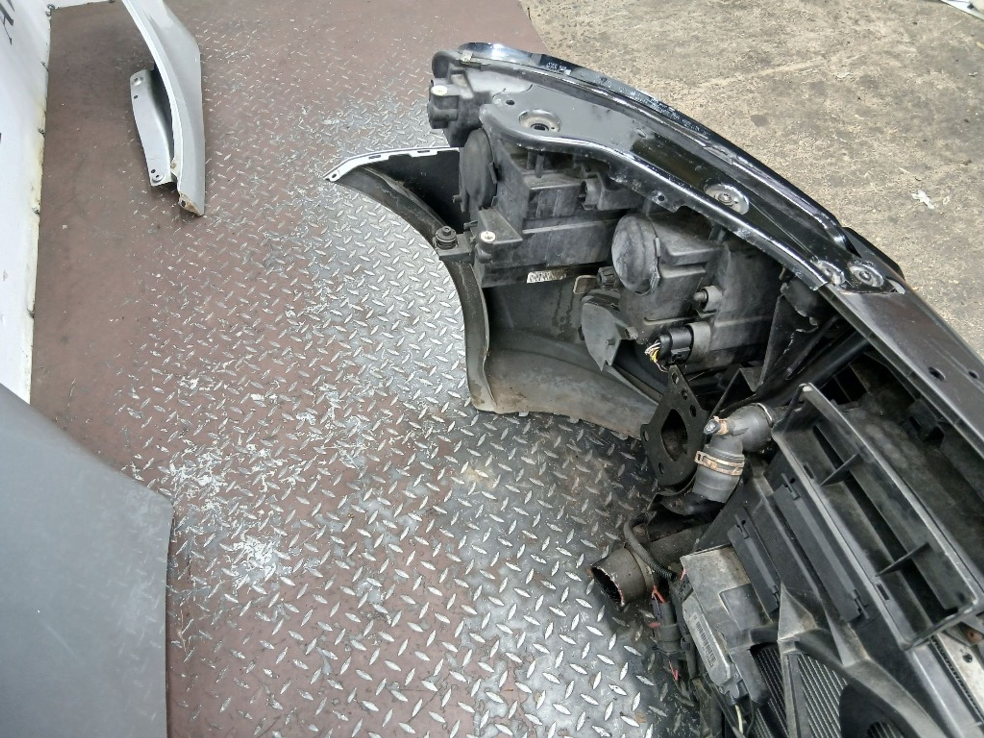 Ноускат (Nose Cut) Volkswagen Touran 1T0807217R, 115000 рублей, Москва