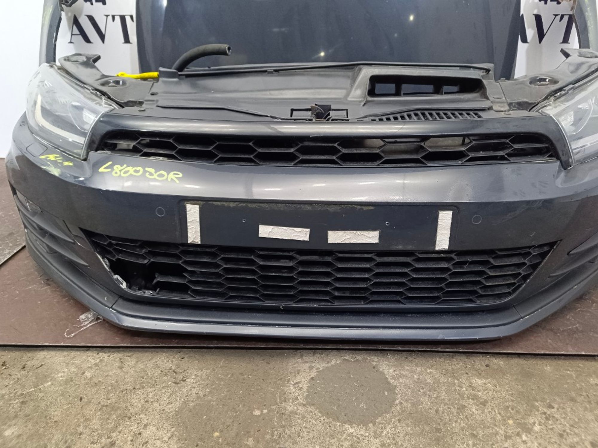 Ноускат (Nose Cut) Volkswagen Scirocco MK3 1K8807221F, 160000 рублей, Москва