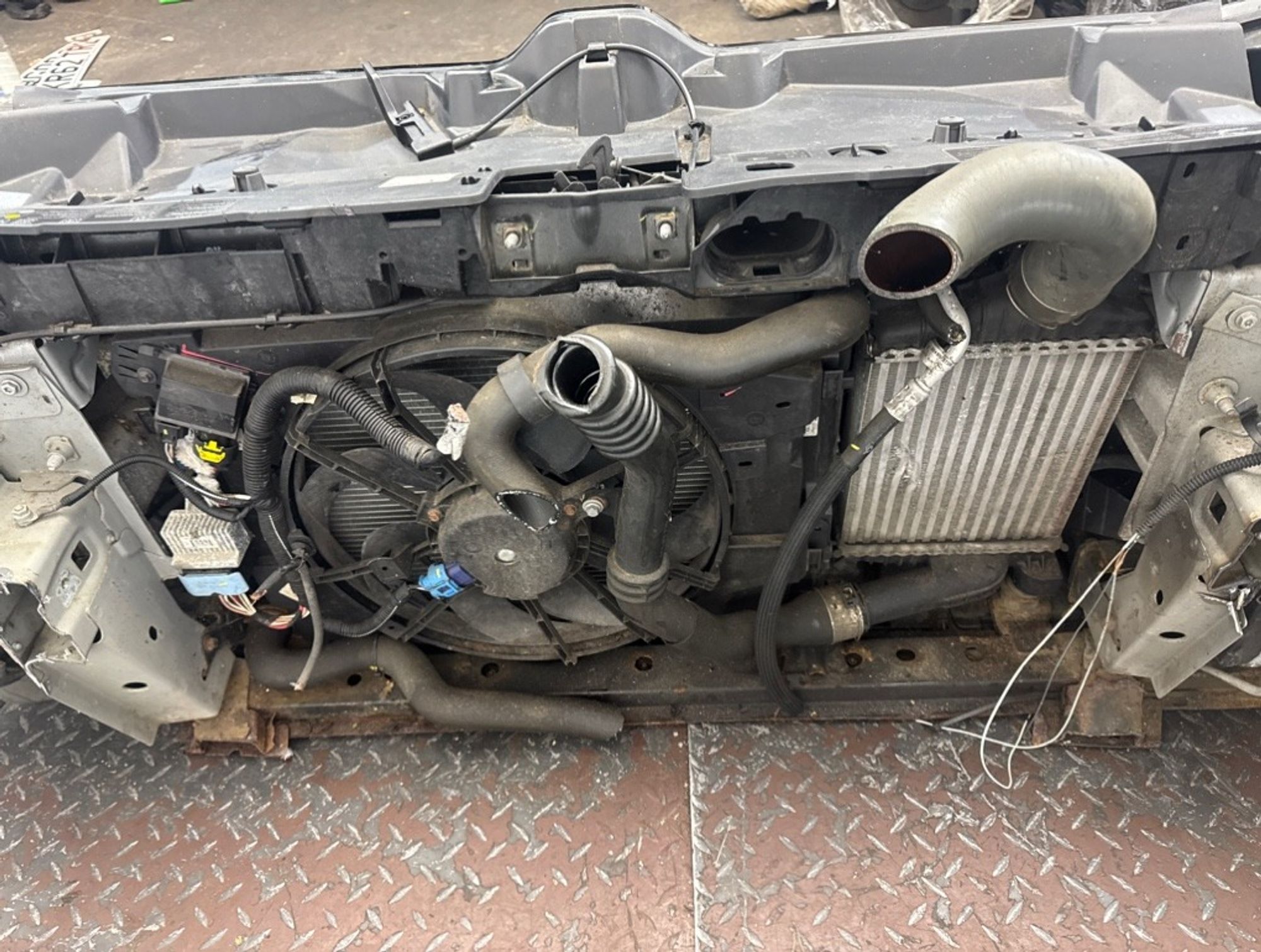 Ноускат (Nose Cut) Renault Captur 620229390R, 155000 рублей, Москва