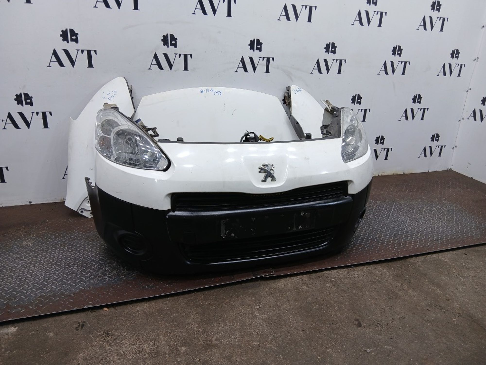 Ноускат (Nose Cut) Peugeot Partner 9810923377, 140000 рублей, Москва