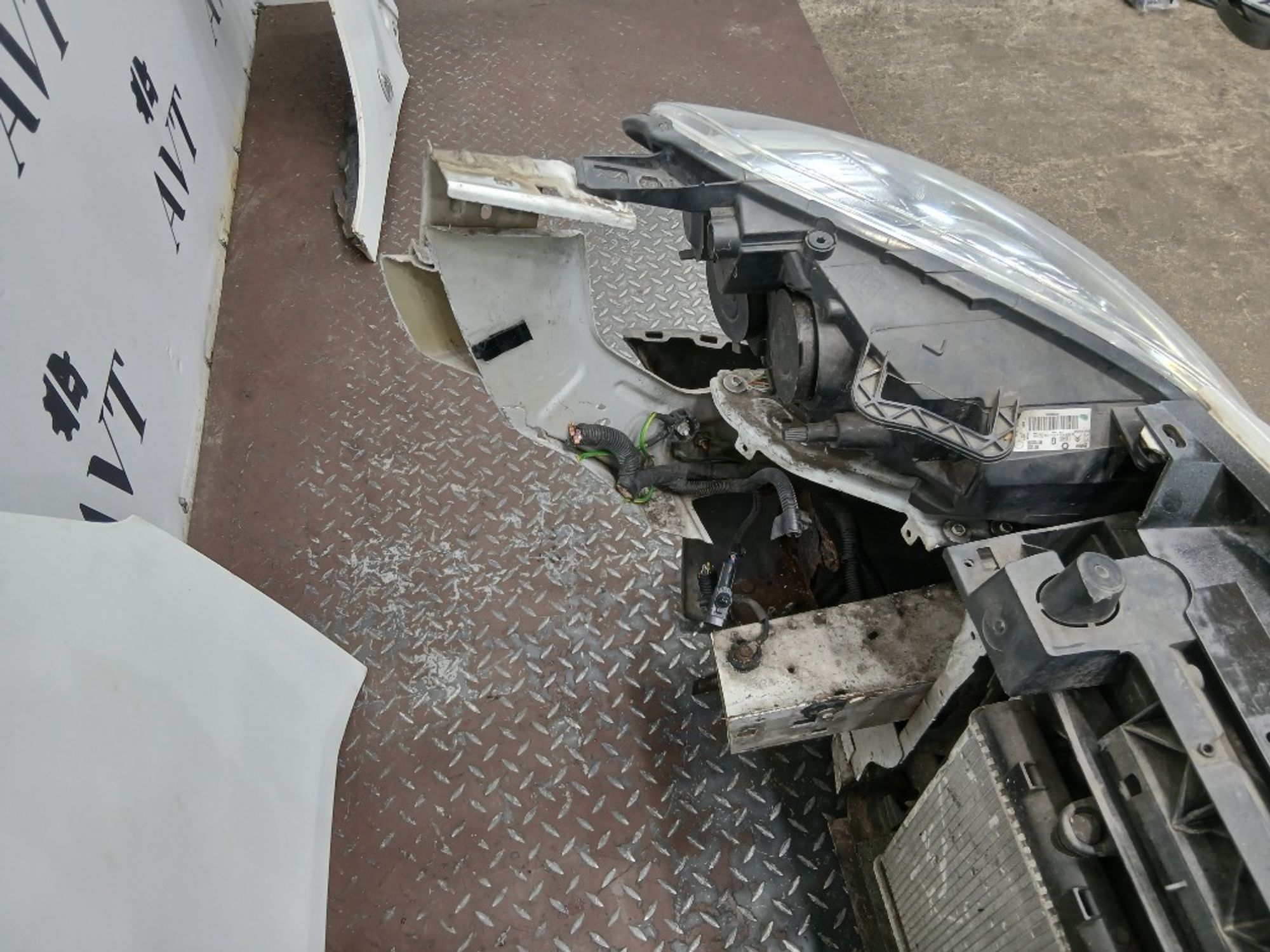 Ноускат (Nose Cut) Peugeot Partner 9810923377, 115000 рублей, Москва