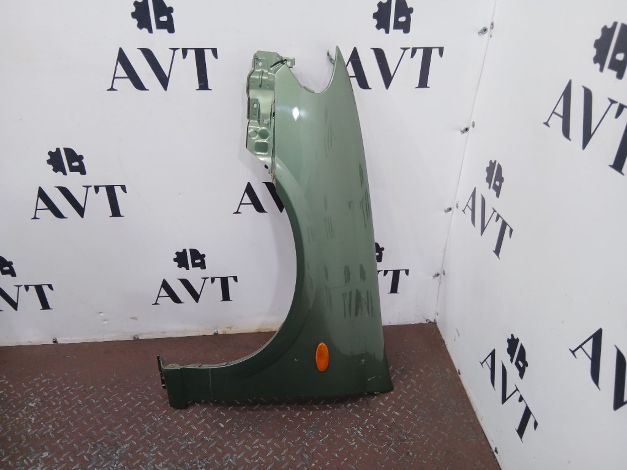 Ноускат (Nose Cut) Nissan Almera N16 QG18DE 620224M540, 80000 рублей, Москва