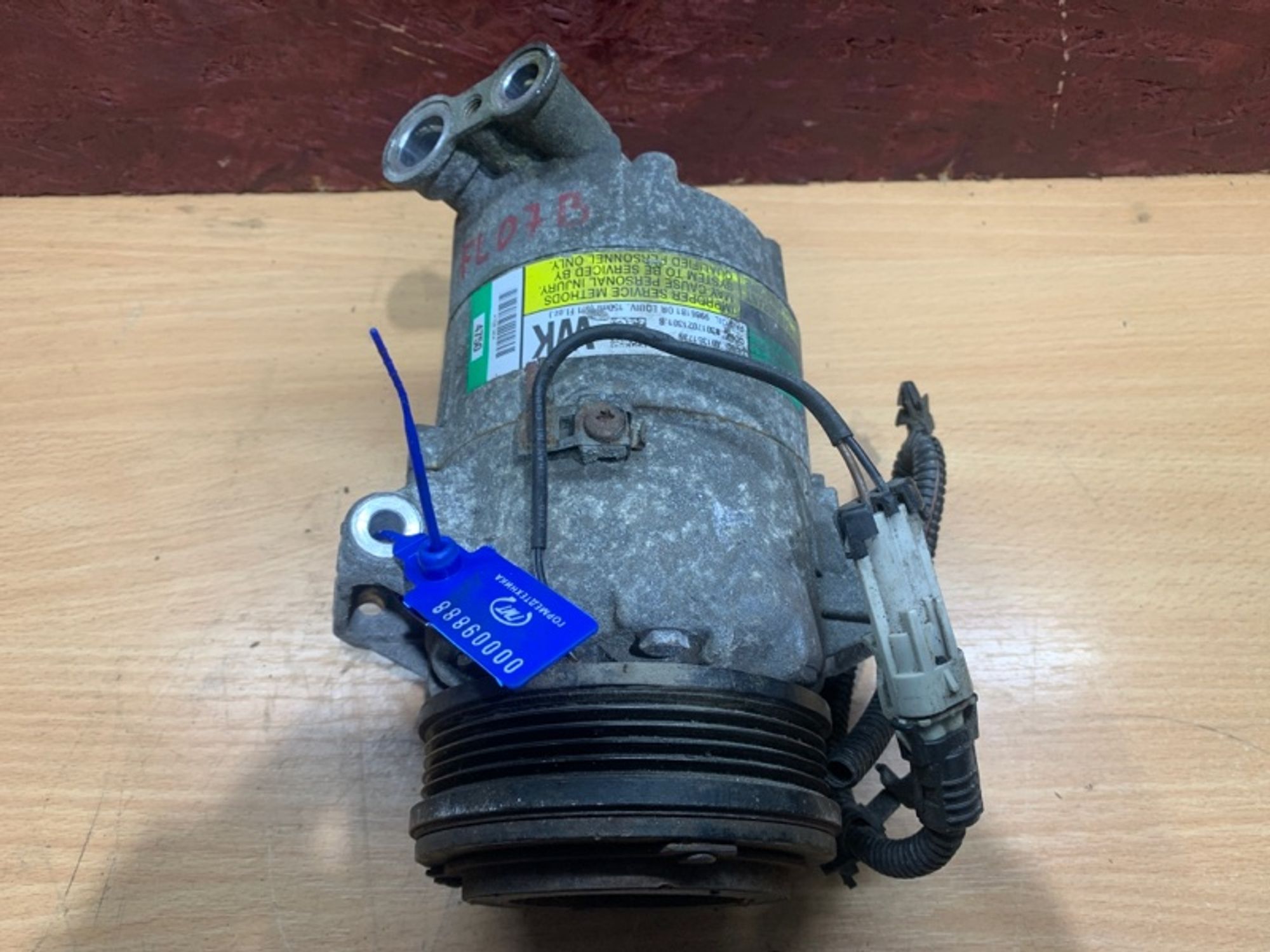 https://ycs.partsauto.market/partsauto-images/thmbs/84e14ca707935ccb1ed00cae054931e6/eade4fac2e28a9e6e9edbe505516f1cf/de784722774e41a636ff1092a57e27ea.jpg