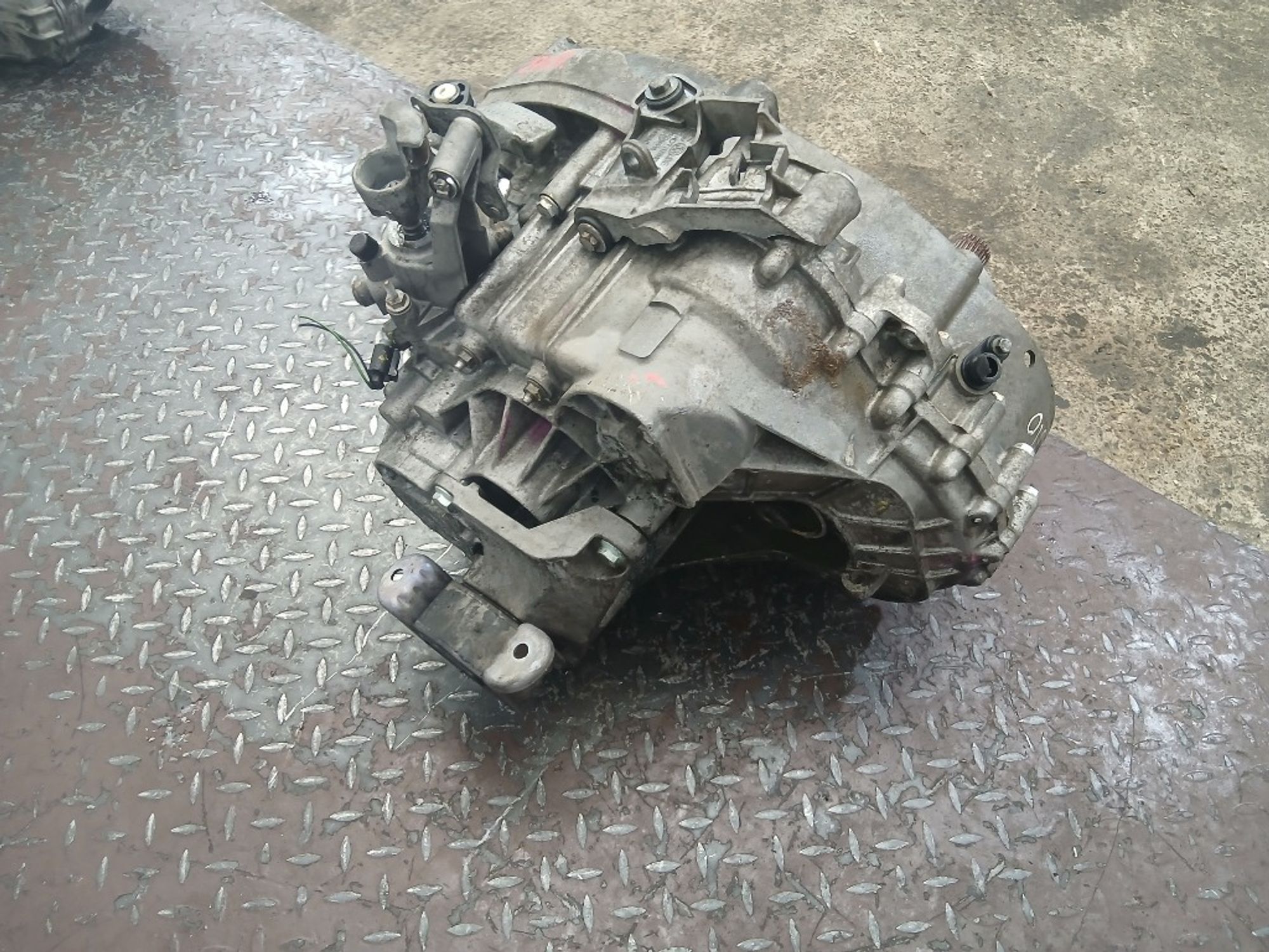 МКПП Volkswagen Transporter T5 AXE JFT, 65000 рублей, Москва