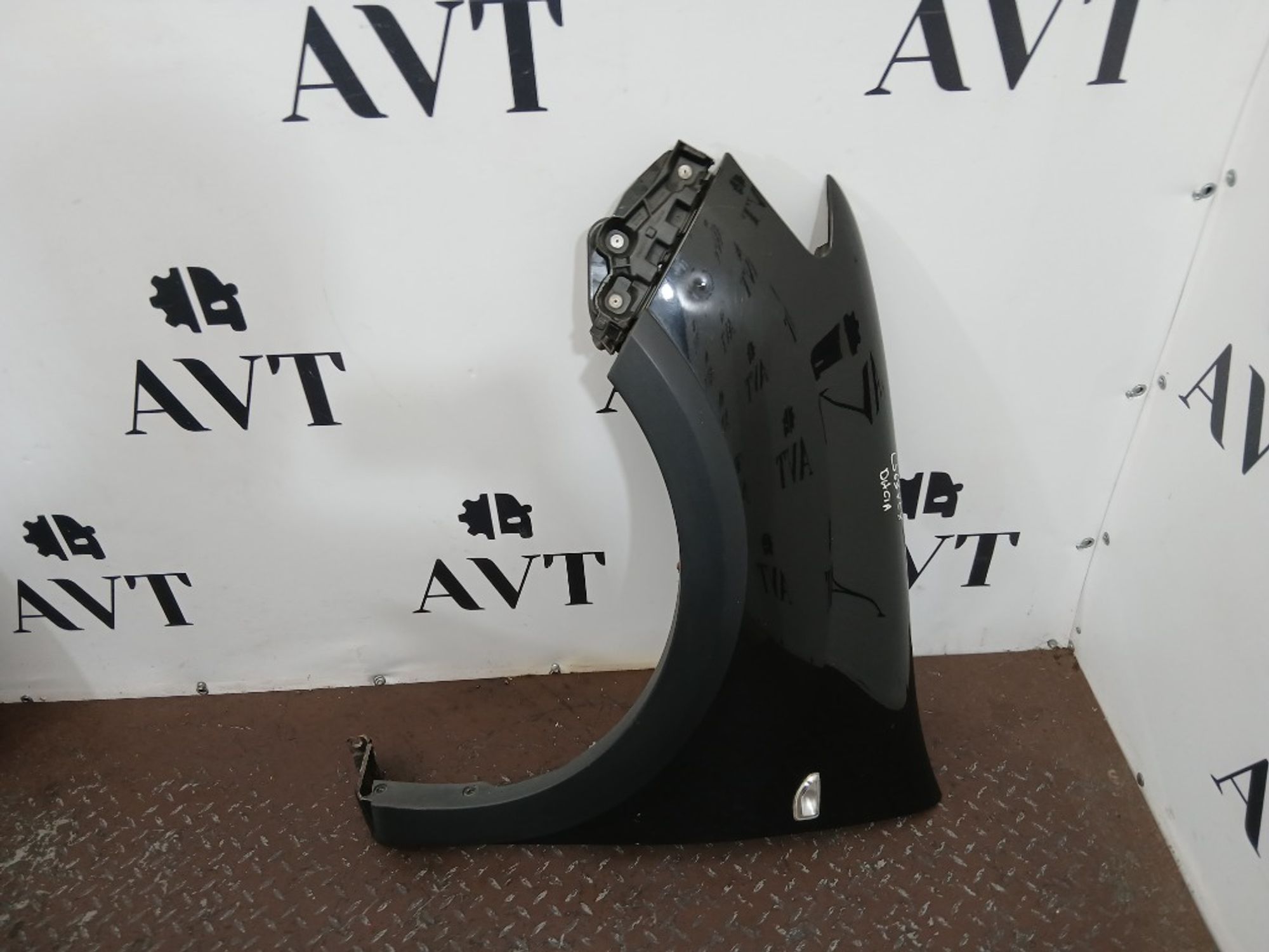 Ноускат (Nose Cut) Renault Sandero Stepway 620223572R, 95000 рублей, Москва