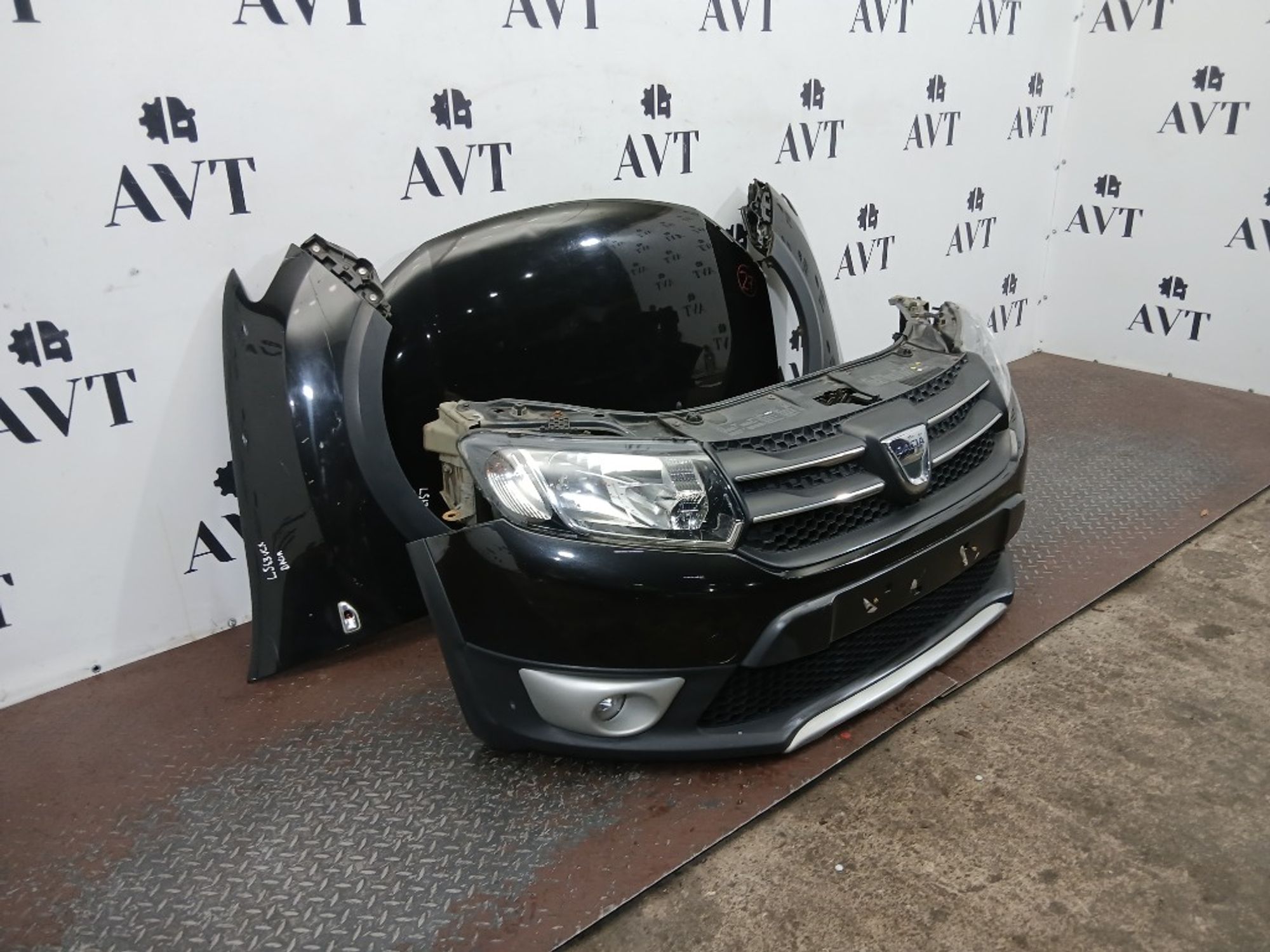 Ноускат (Nose Cut) Renault Sandero Stepway 620223572R, 95000 рублей, Москва