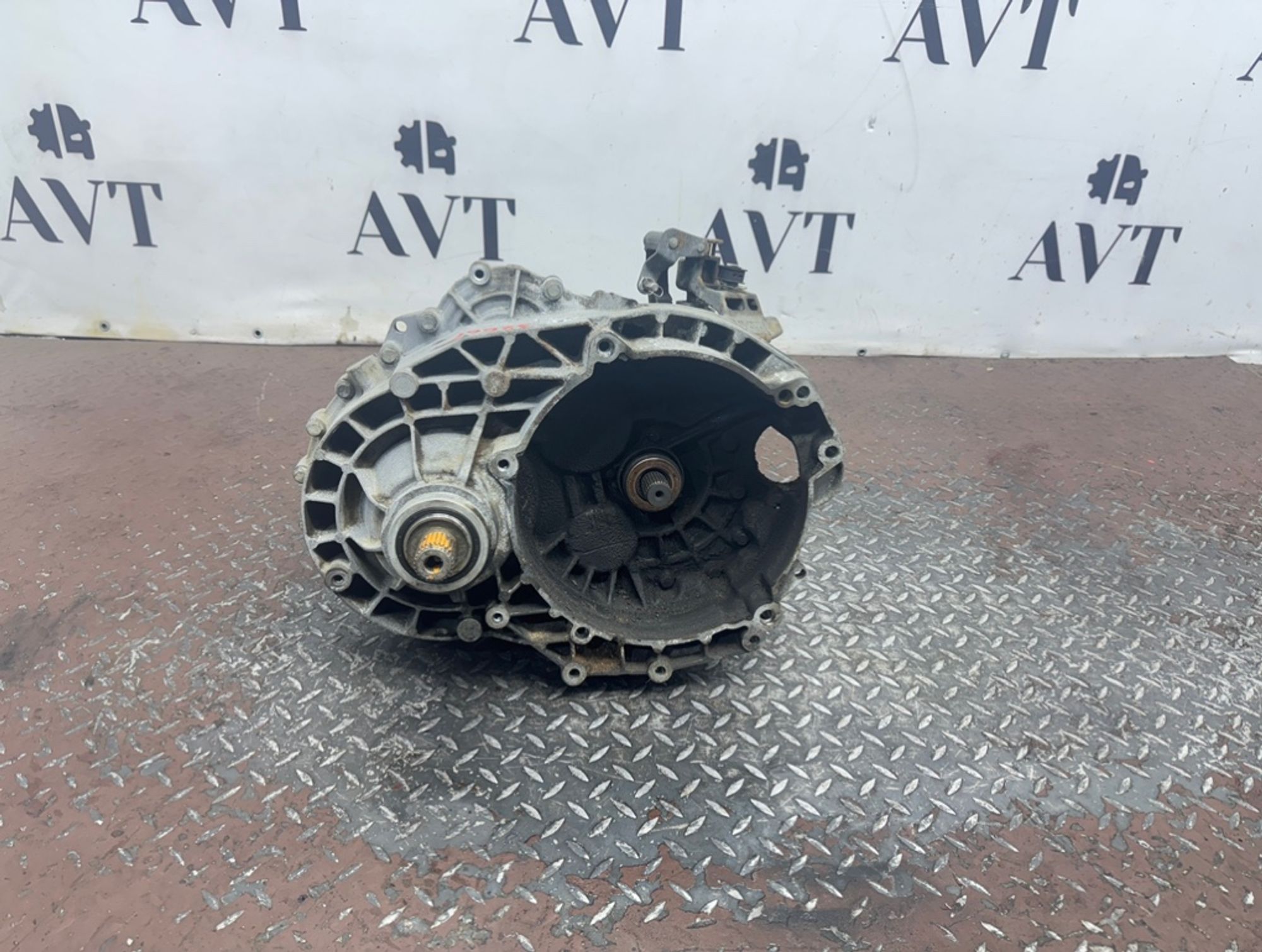 МКПП Volkswagen Transporter BNZ JFS, 70000 рублей, Москва