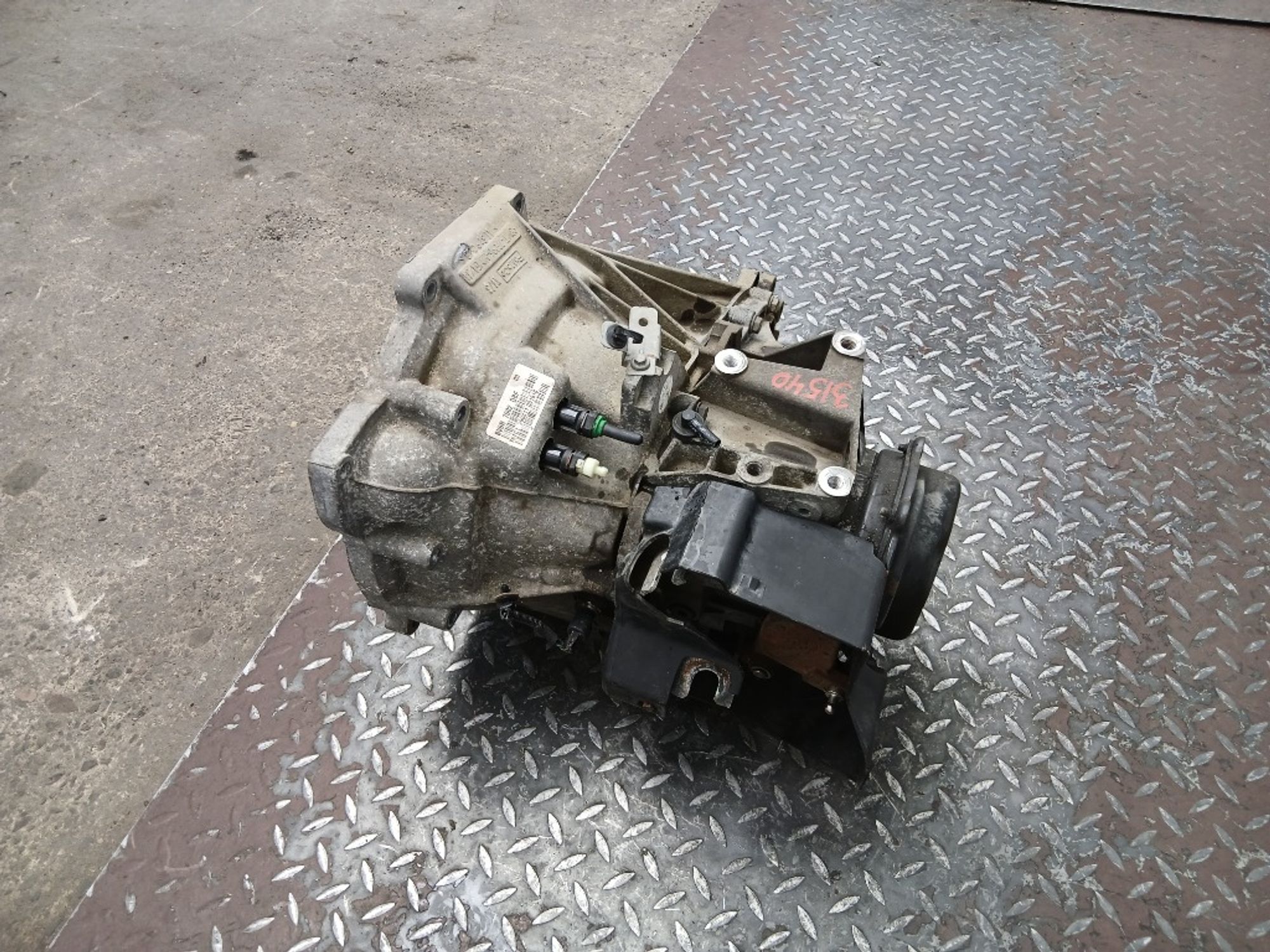 МКПП Ford Focus 3 IQDB BV6R7002DBF, 22000 рублей, Москва