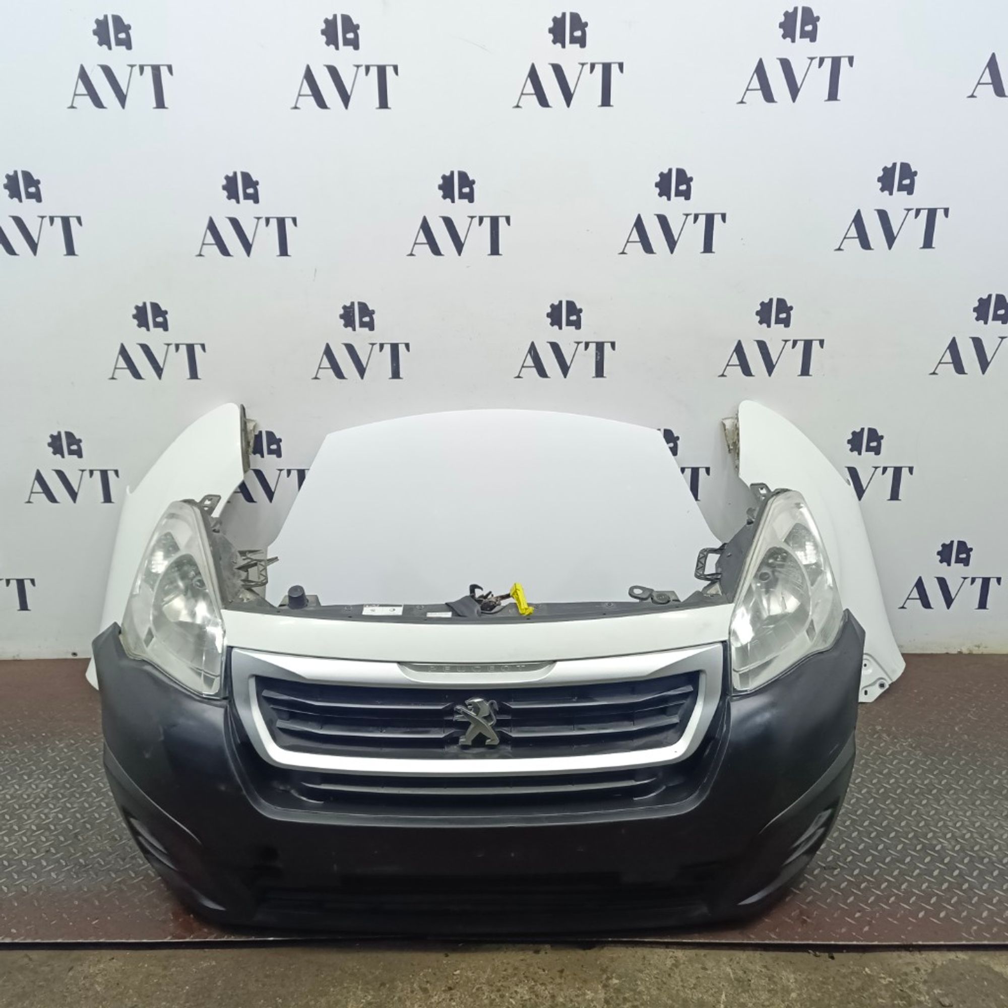 Ноускат (Nose Cut) Peugeot Partner 9810923377, 140000 рублей, Москва