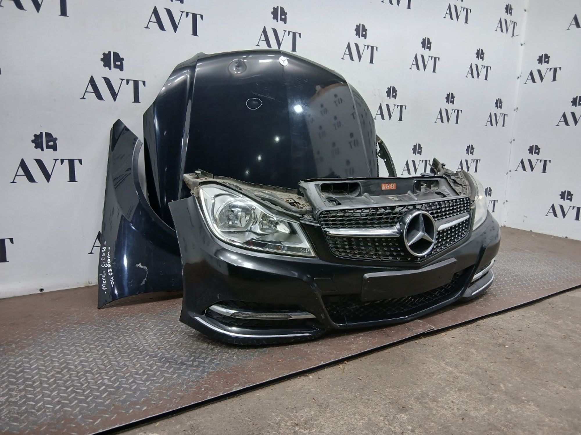 Ноускат (Nose Cut) Mercedes-Benz C-Class W204, 165000 рублей, Москва